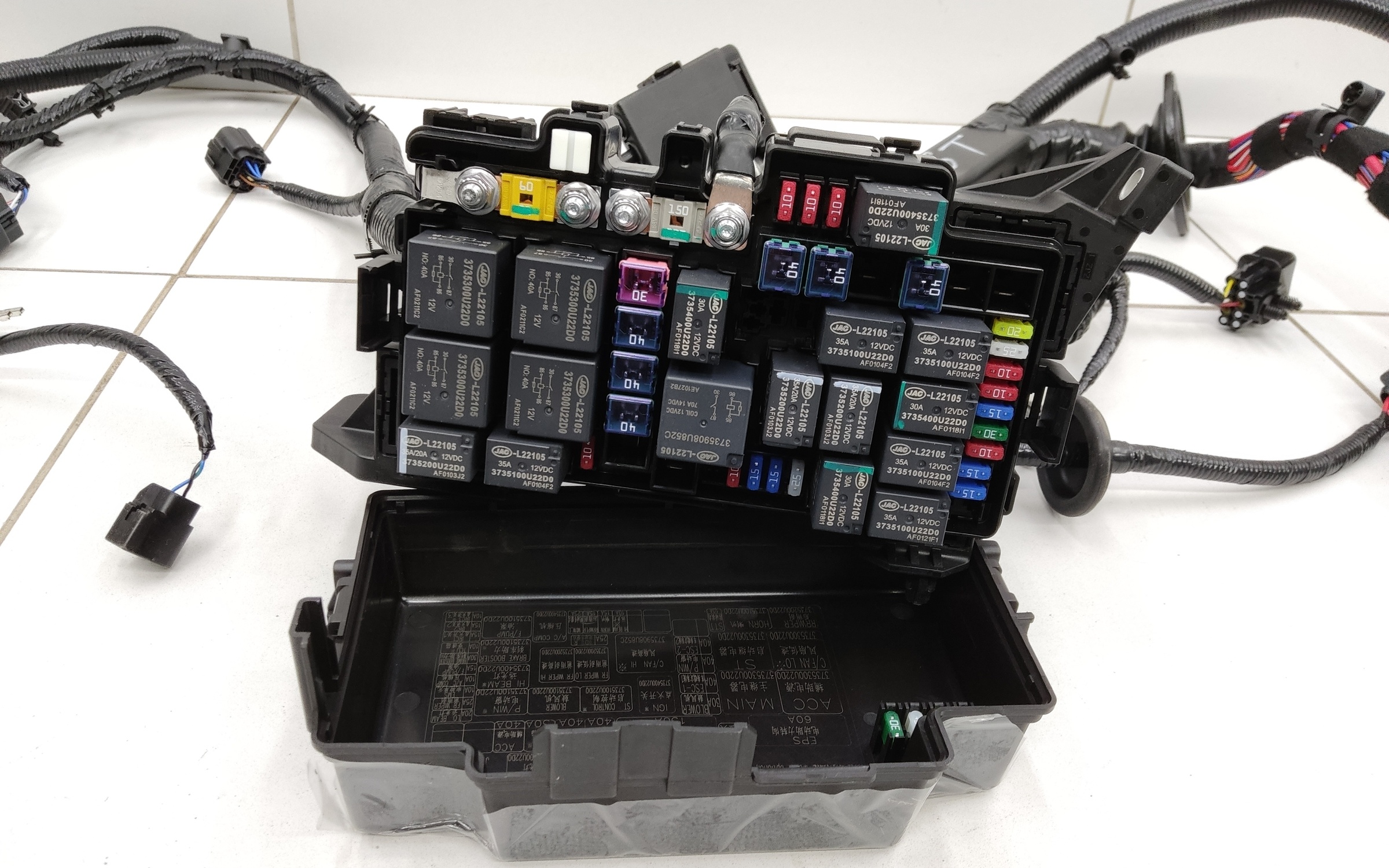 Проводка моторного отсека Москвич 3