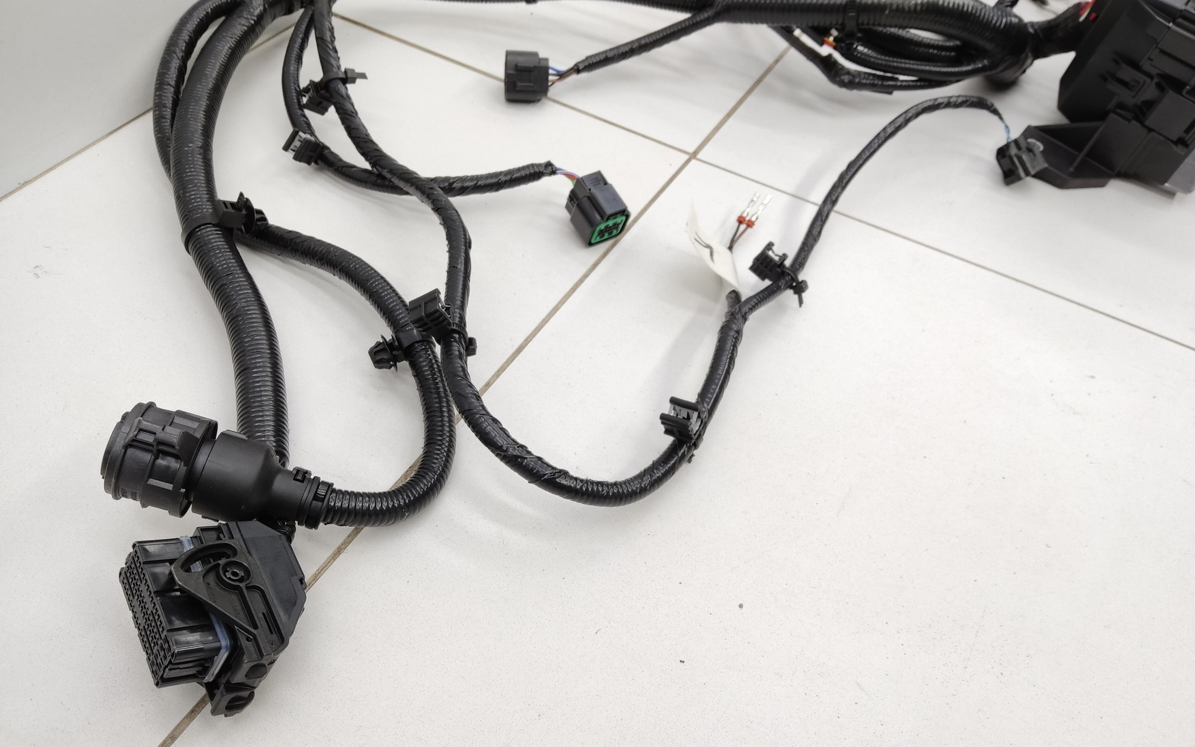 Проводка моторного отсека Москвич 3