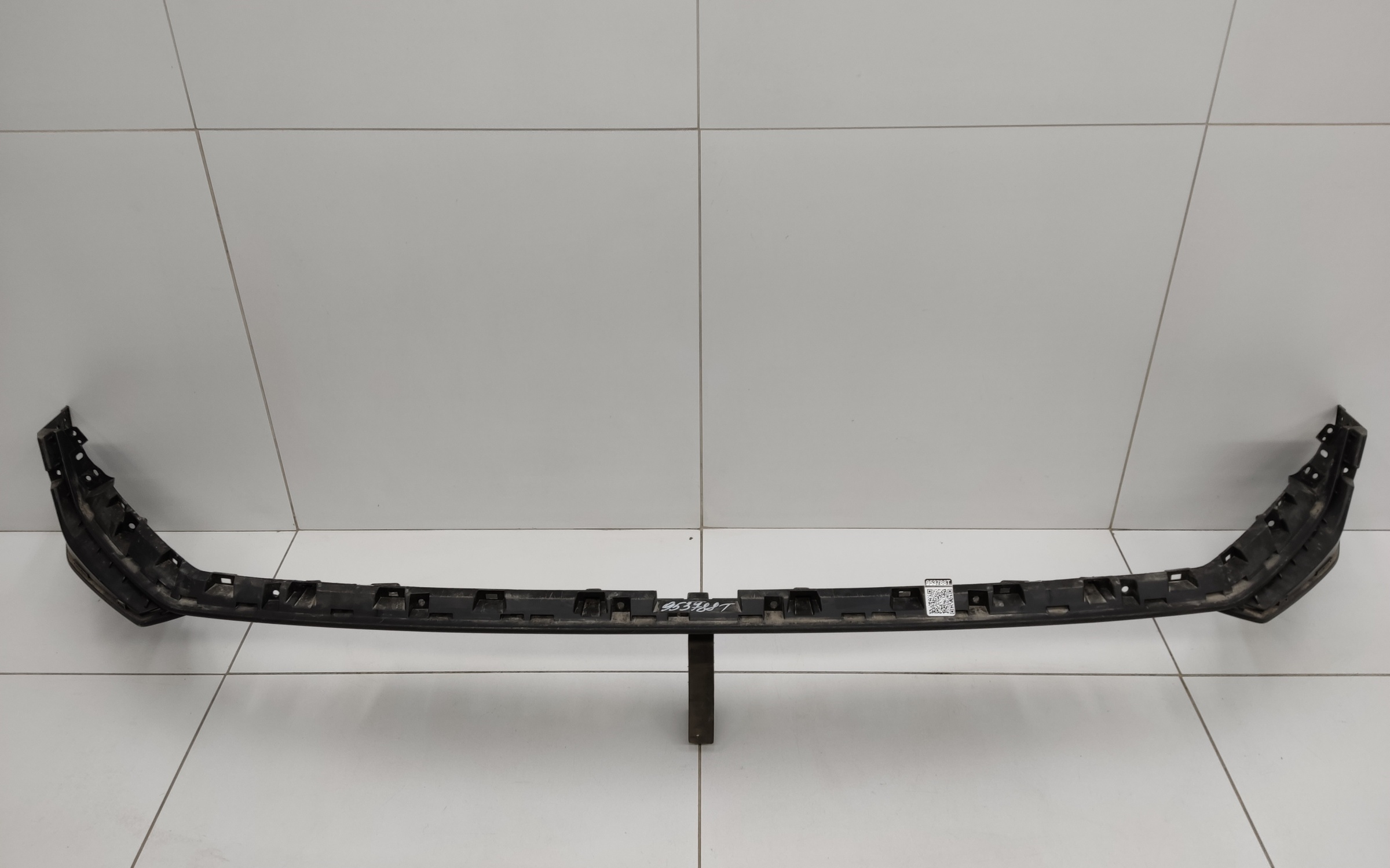 Юбка переднего бампера Geely Atlas 2