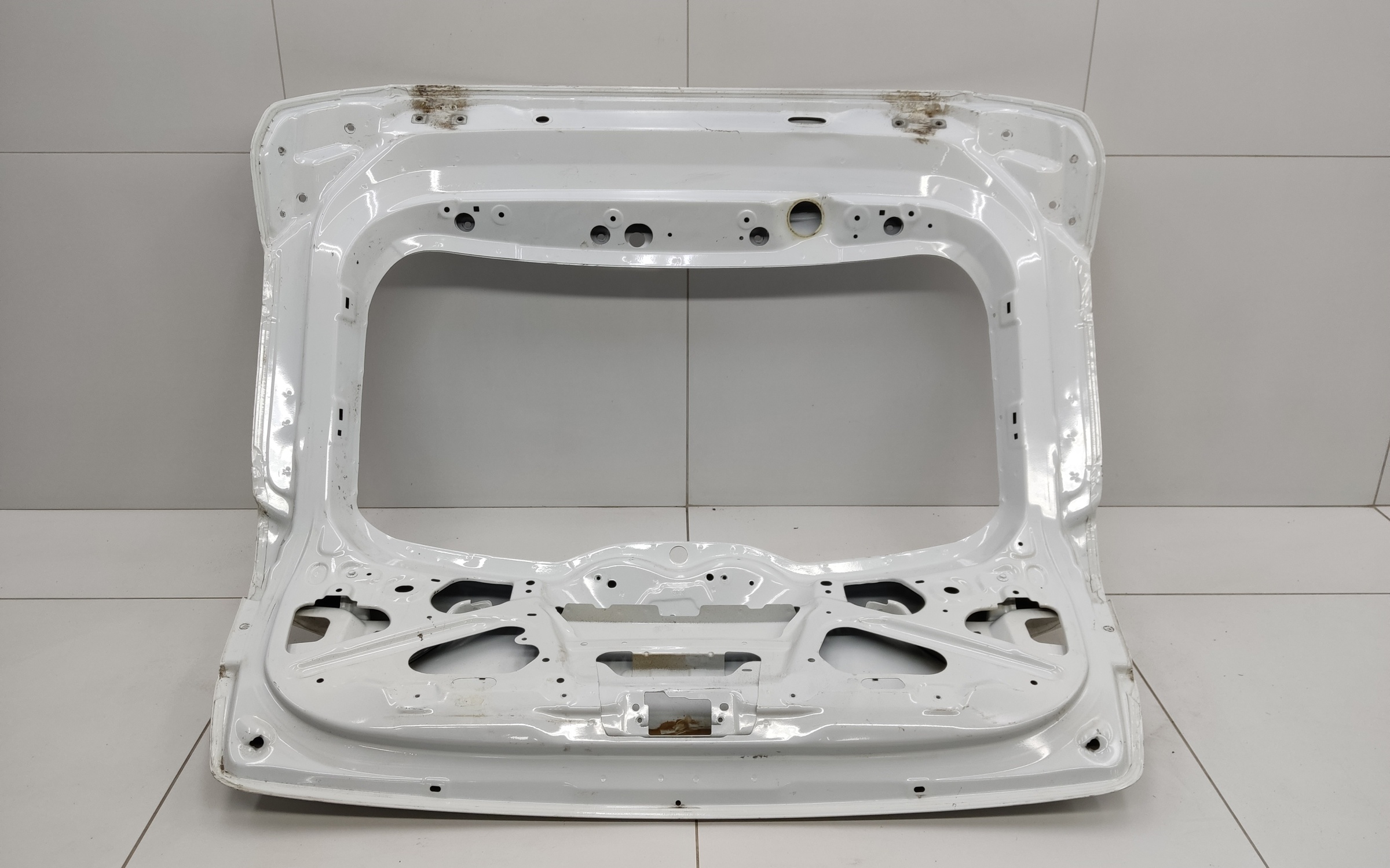 Крышка багажника Lada Vesta Wagon Restail