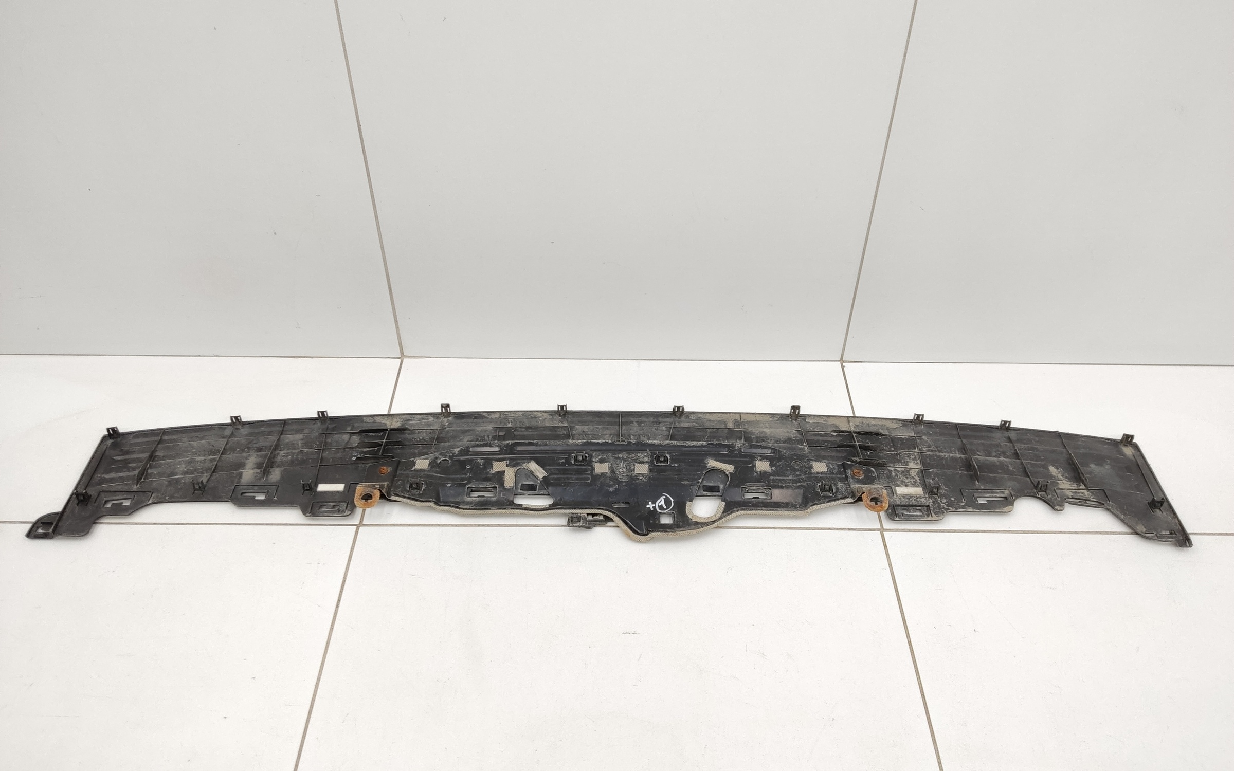 Накладка заднего бампера верхняя Toyota Land Cruiser Prado 150