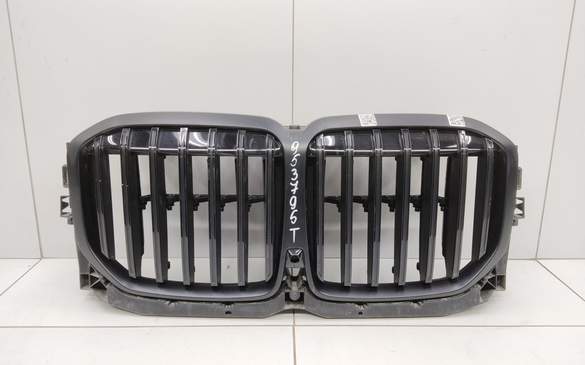 Жалюзи решетки радиатора BMW X7 G07 Restail M-Paket