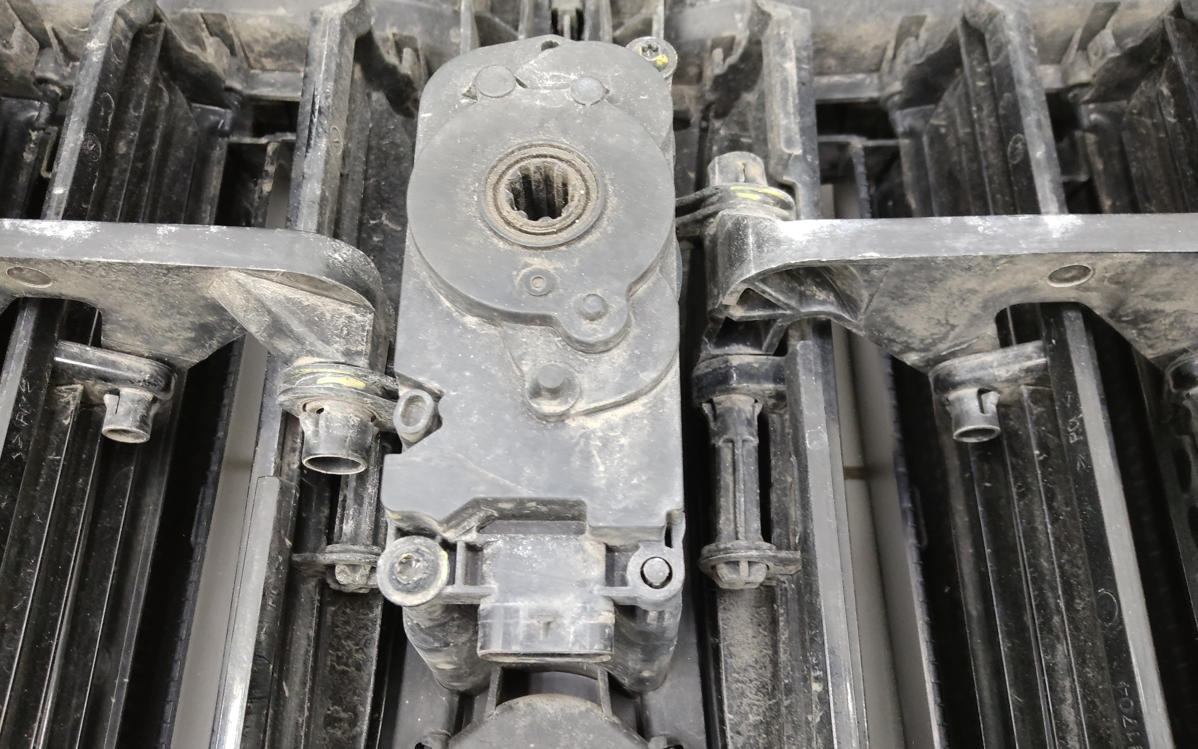 Жалюзи решетки радиатора BMW X7 G07 Restail M-Paket