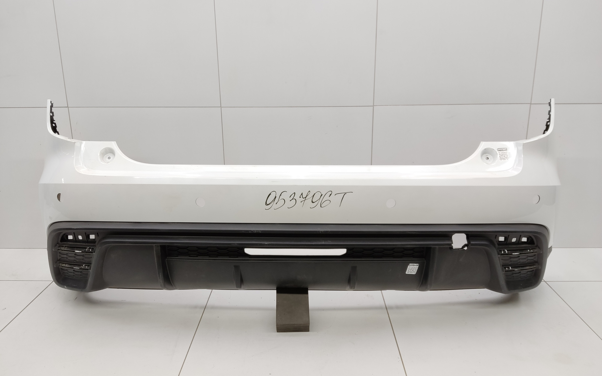 Бампер задний верхняя часть Haval Jolion Restail с отверстиями под накладки