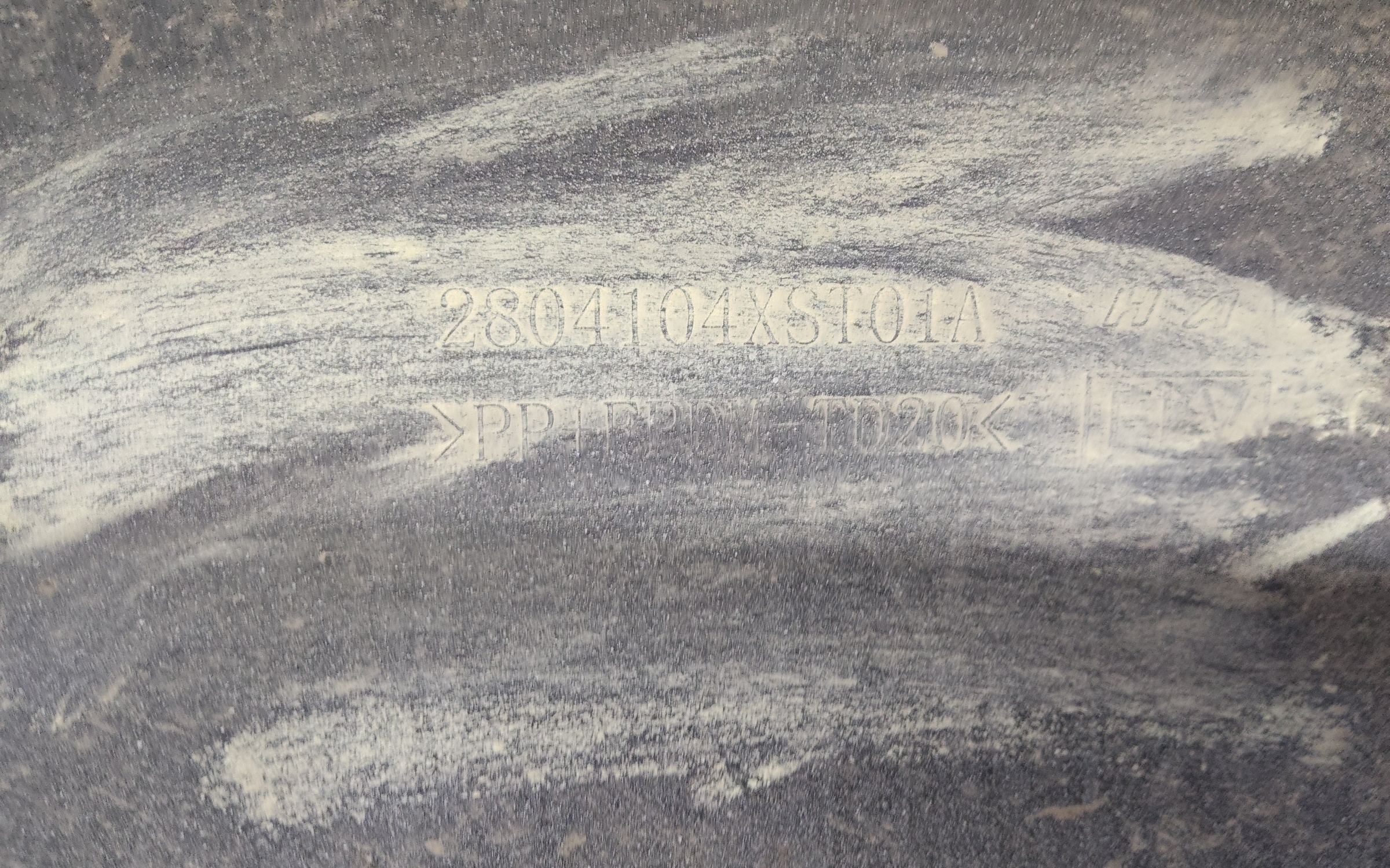 Бампер задний верхняя часть Haval Jolion Restail с отверстиями под накладки