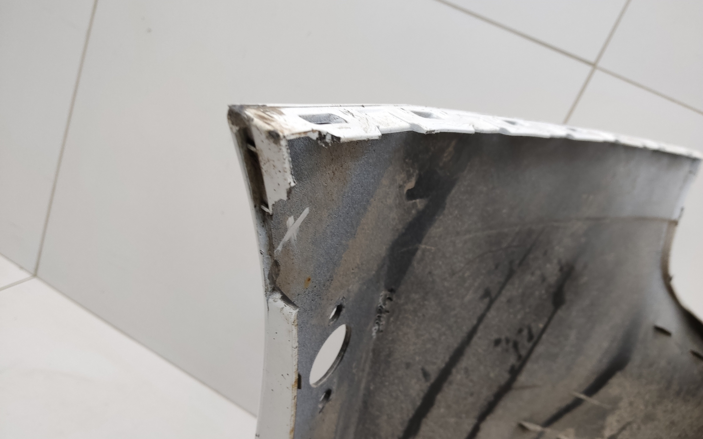 Бампер задний верхняя часть Haval Jolion Restail с отверстиями под накладки