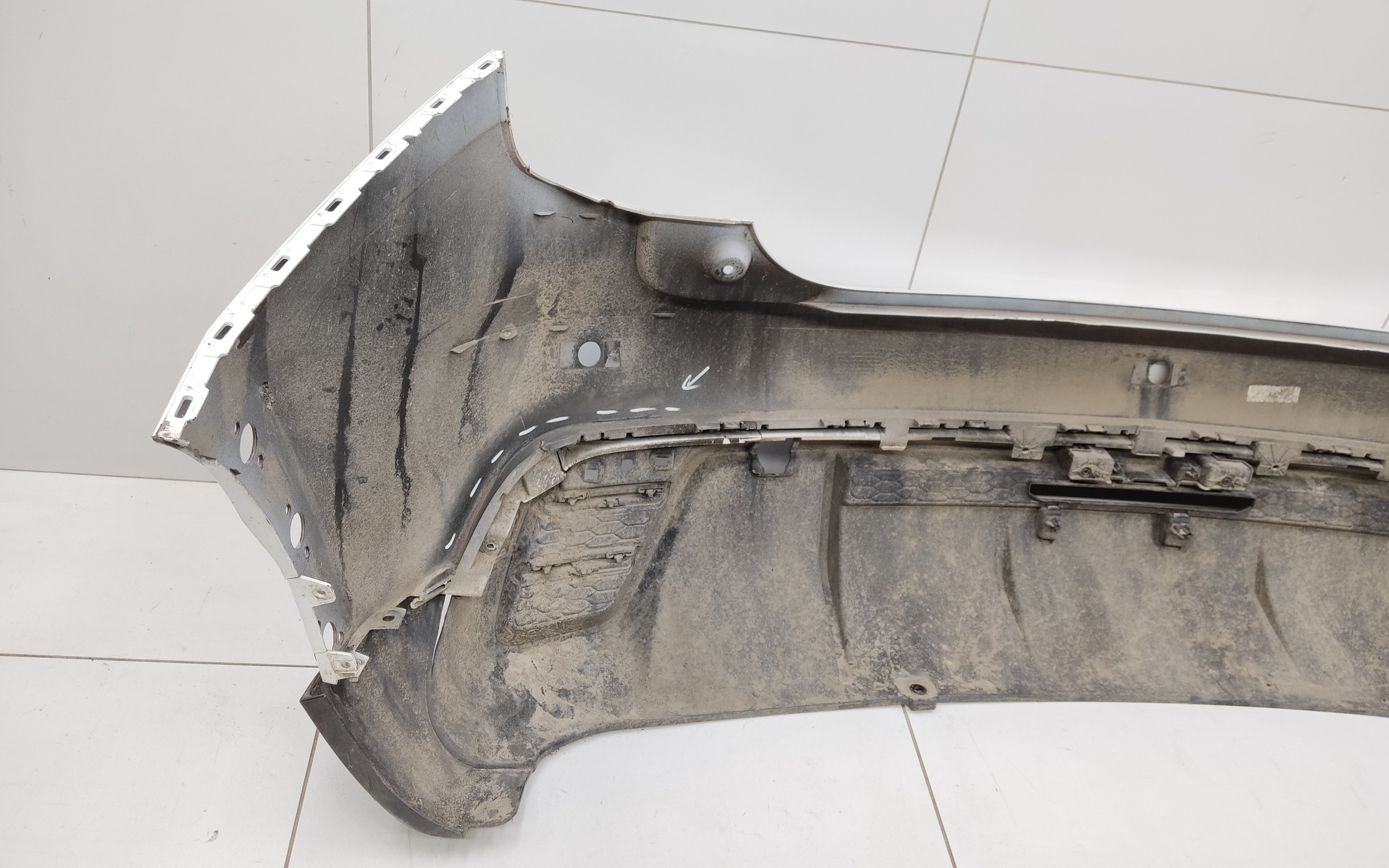 Бампер задний верхняя часть Haval Jolion Restail с отверстиями под накладки