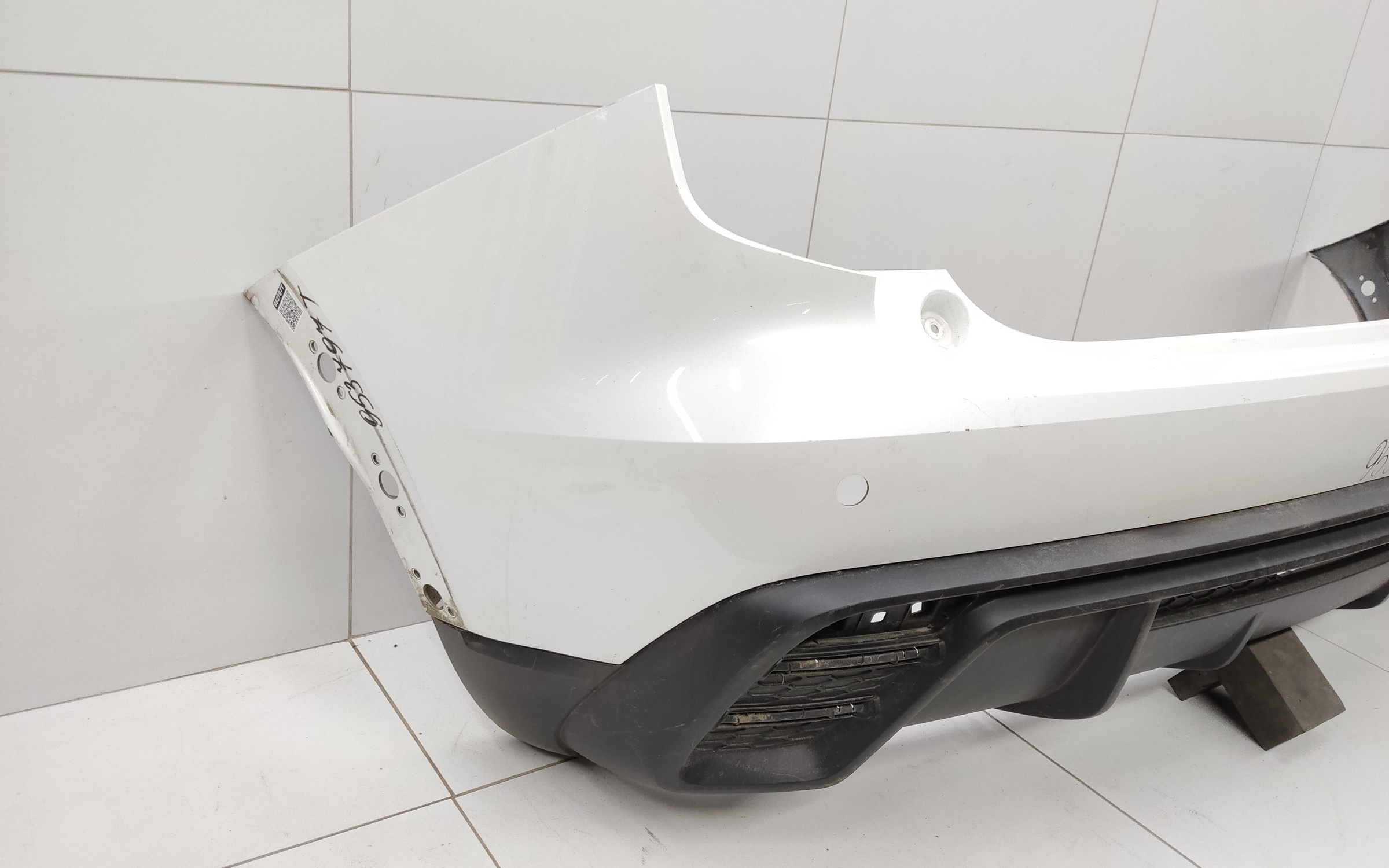 Бампер задний верхняя часть Haval Jolion Restail с отверстиями под накладки