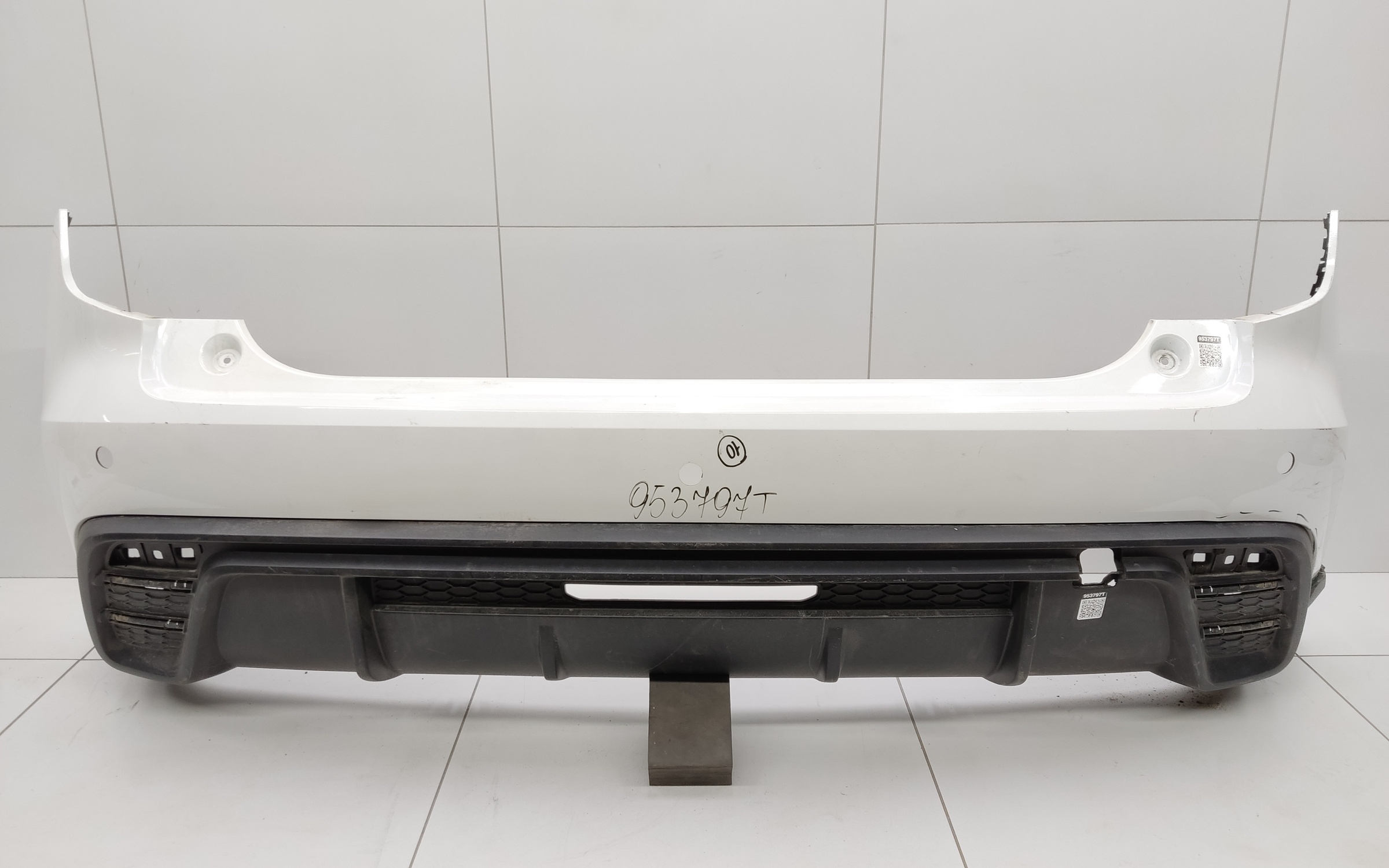 Бампер задний верхняя часть Haval Jolion Restail с отверстиями под накладки