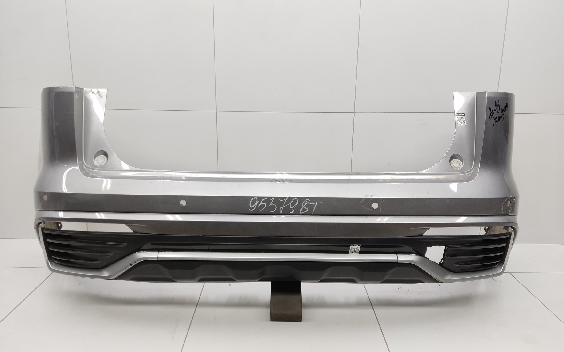 Бампер задний Geely Monjaro