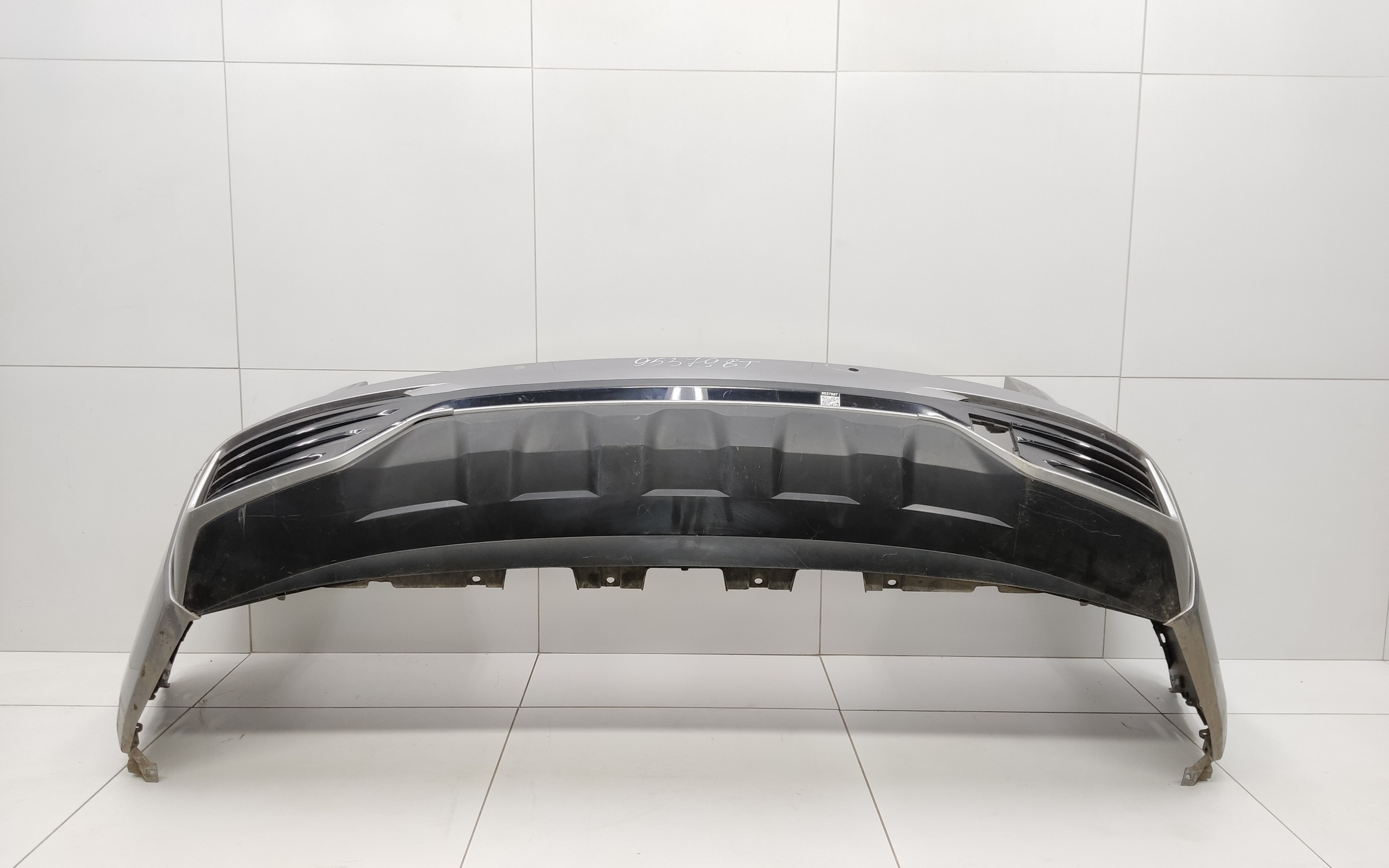 Бампер задний Geely Monjaro