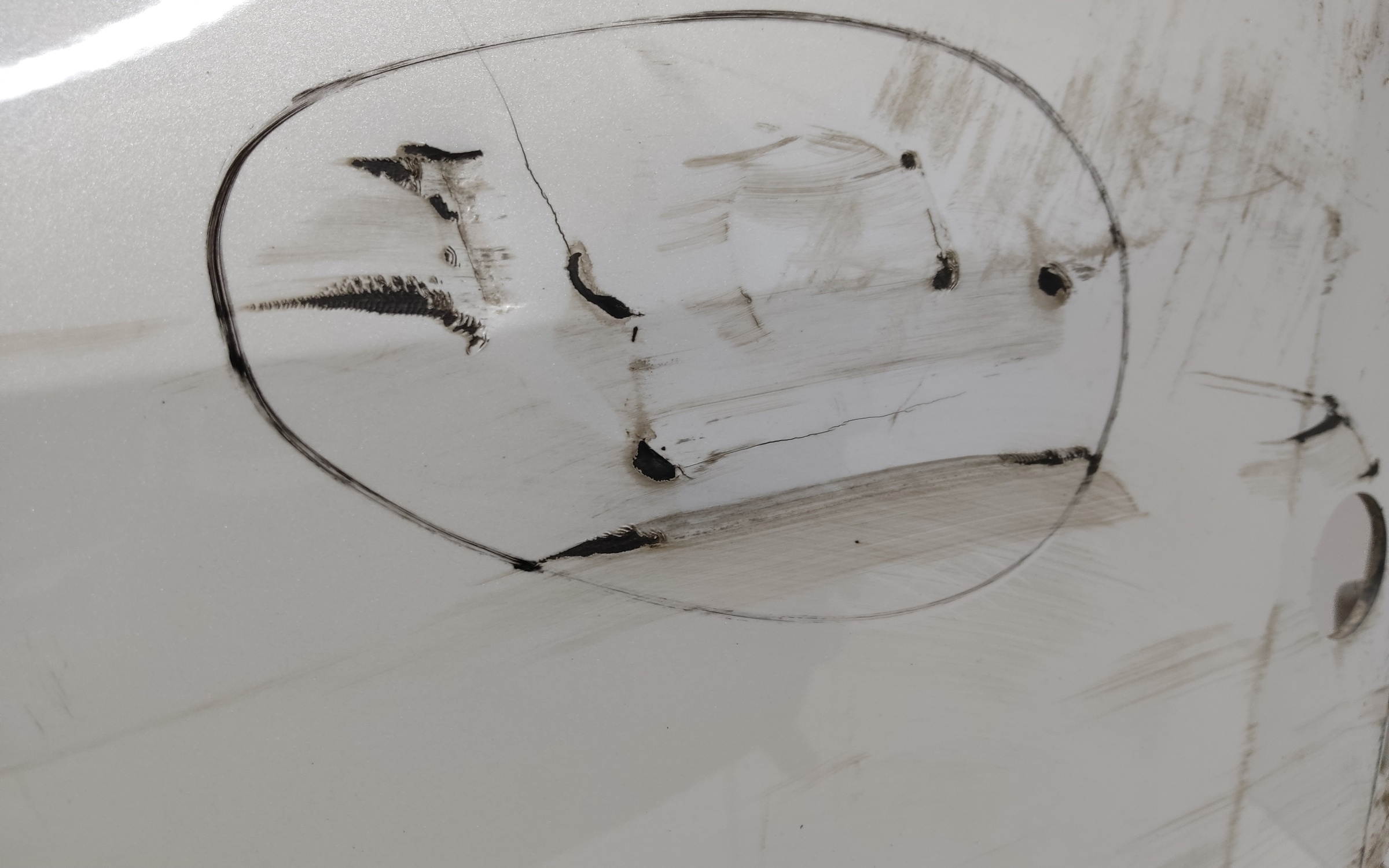 Бампер задний Geely Monjaro