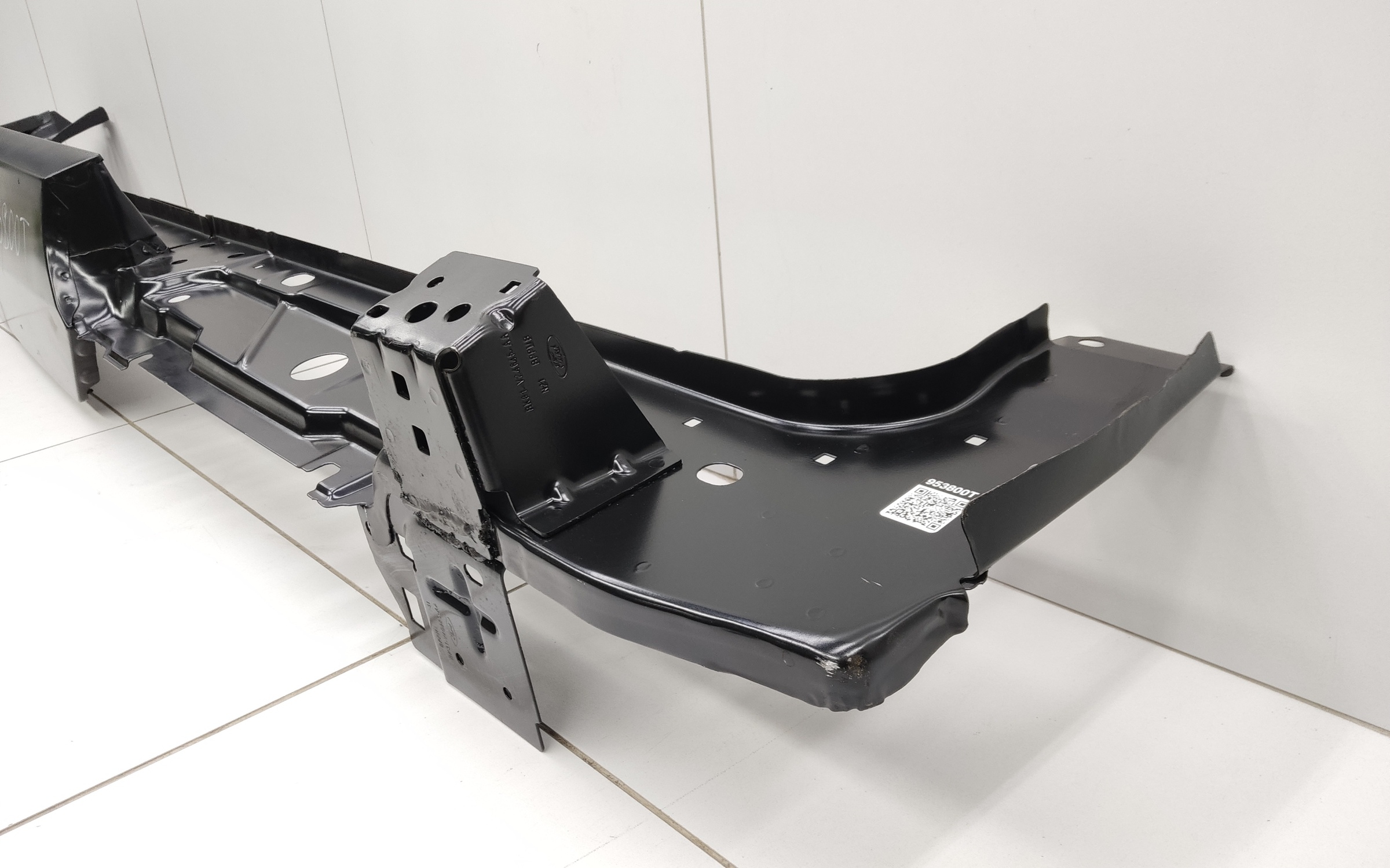 Стойка кузова задняя левая Ford Transit 7