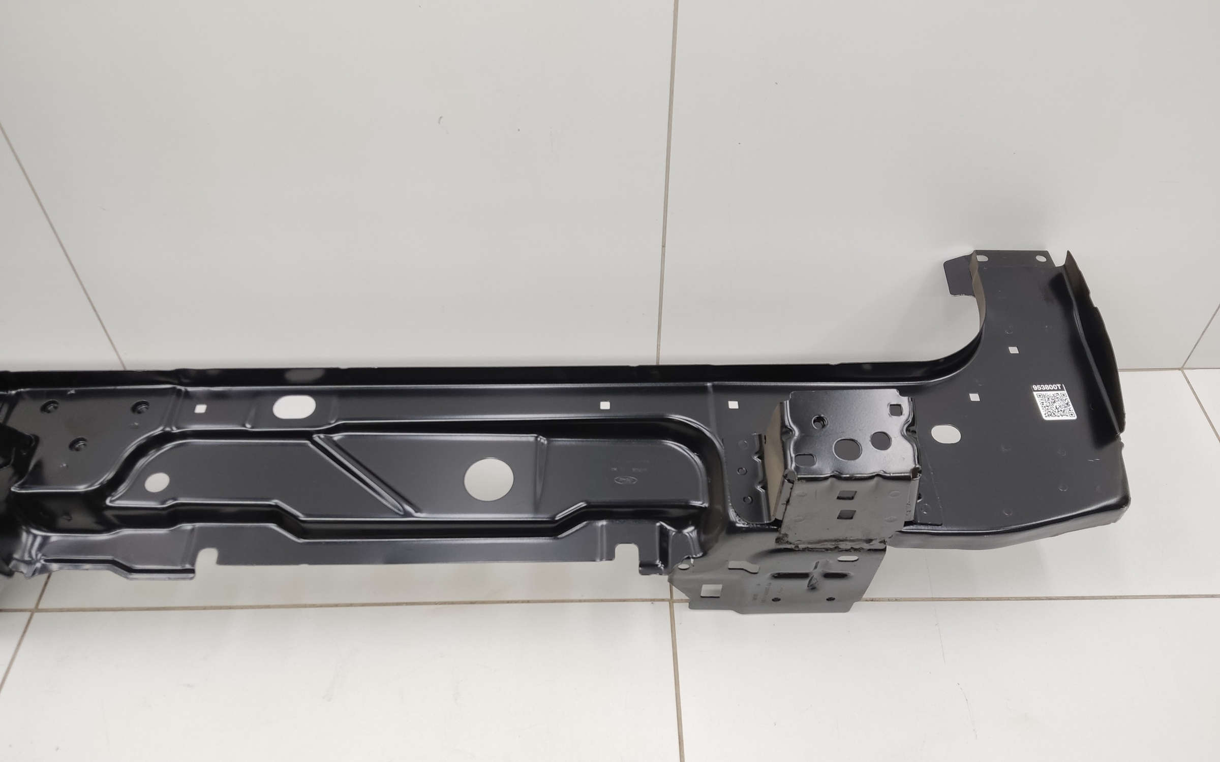 Стойка кузова задняя левая Ford Transit 7