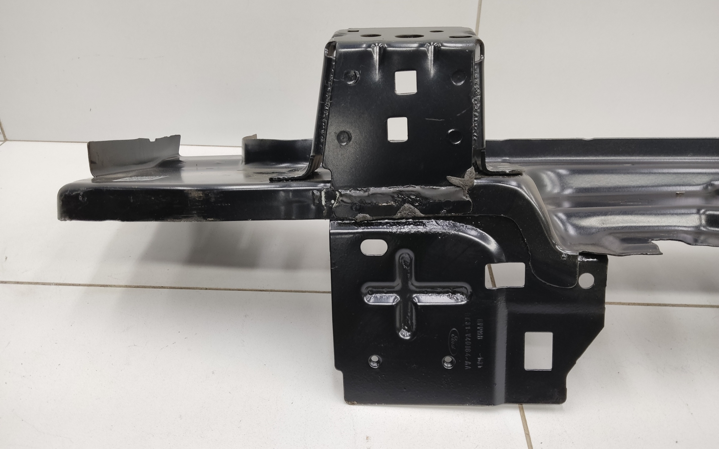 Стойка кузова задняя правая Ford Transit 7