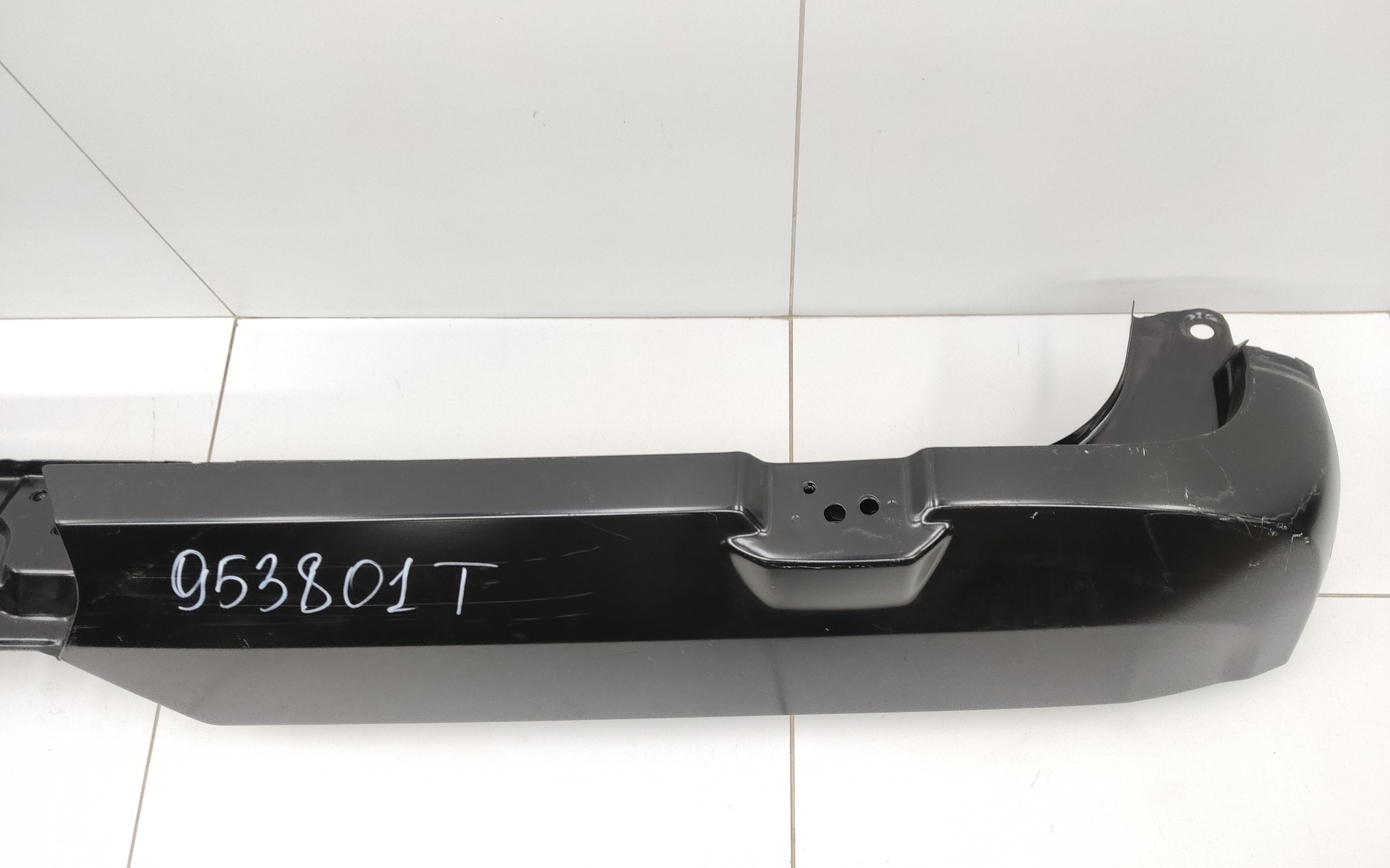 Стойка кузова задняя правая Ford Transit 7