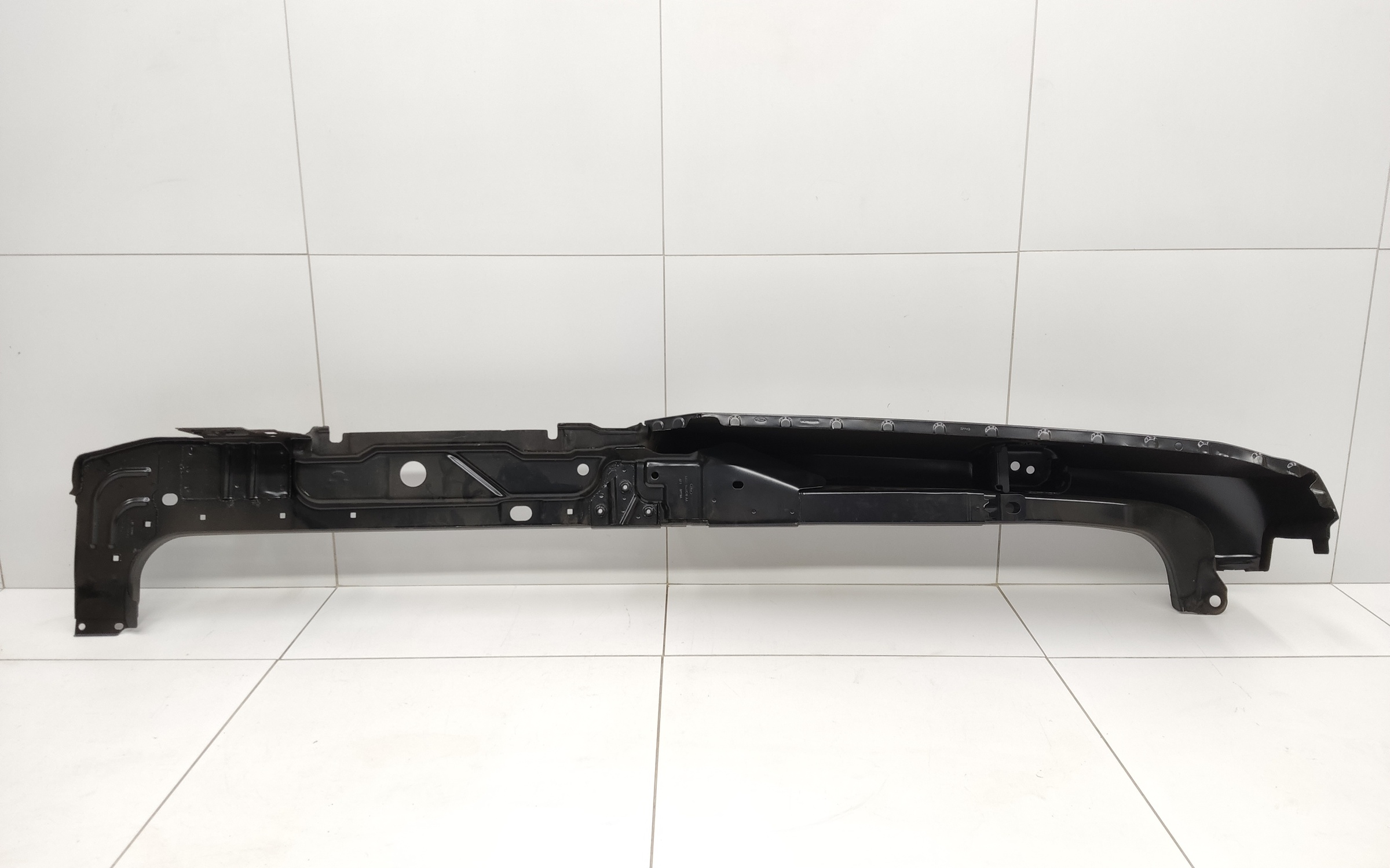 Стойка кузова задняя правая Ford Transit 7