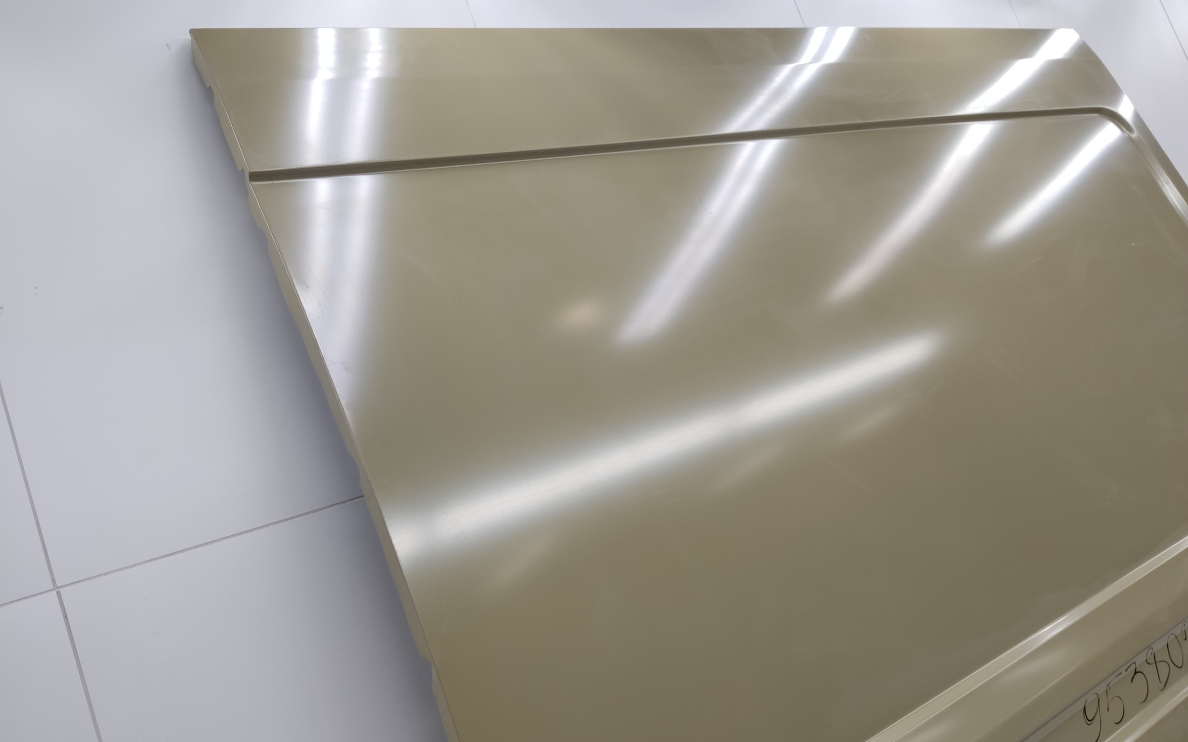 Панель кузова боковая левая глухая задняя часть Ford Transit 7