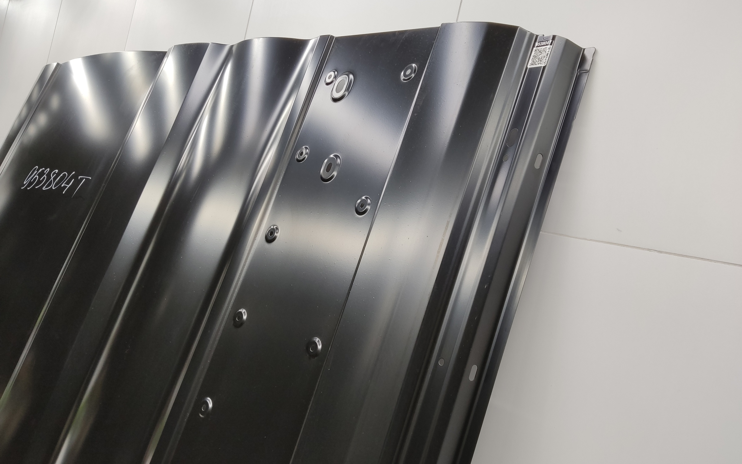 Боковая панель кузова левая глухая средняя часть Ford Transit 7