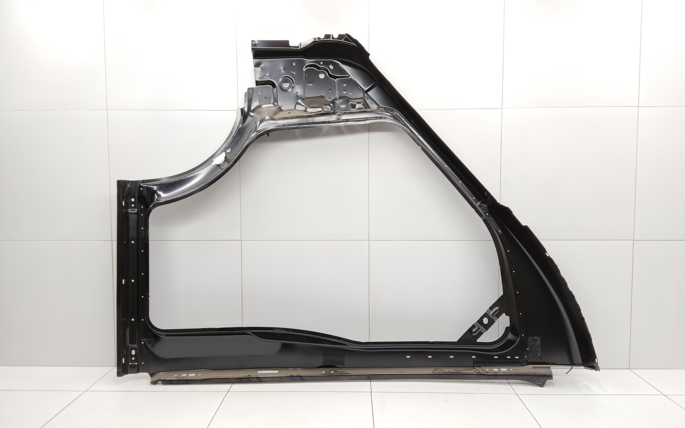 Боковая панель кузова правая передняя часть Ford Transit 7