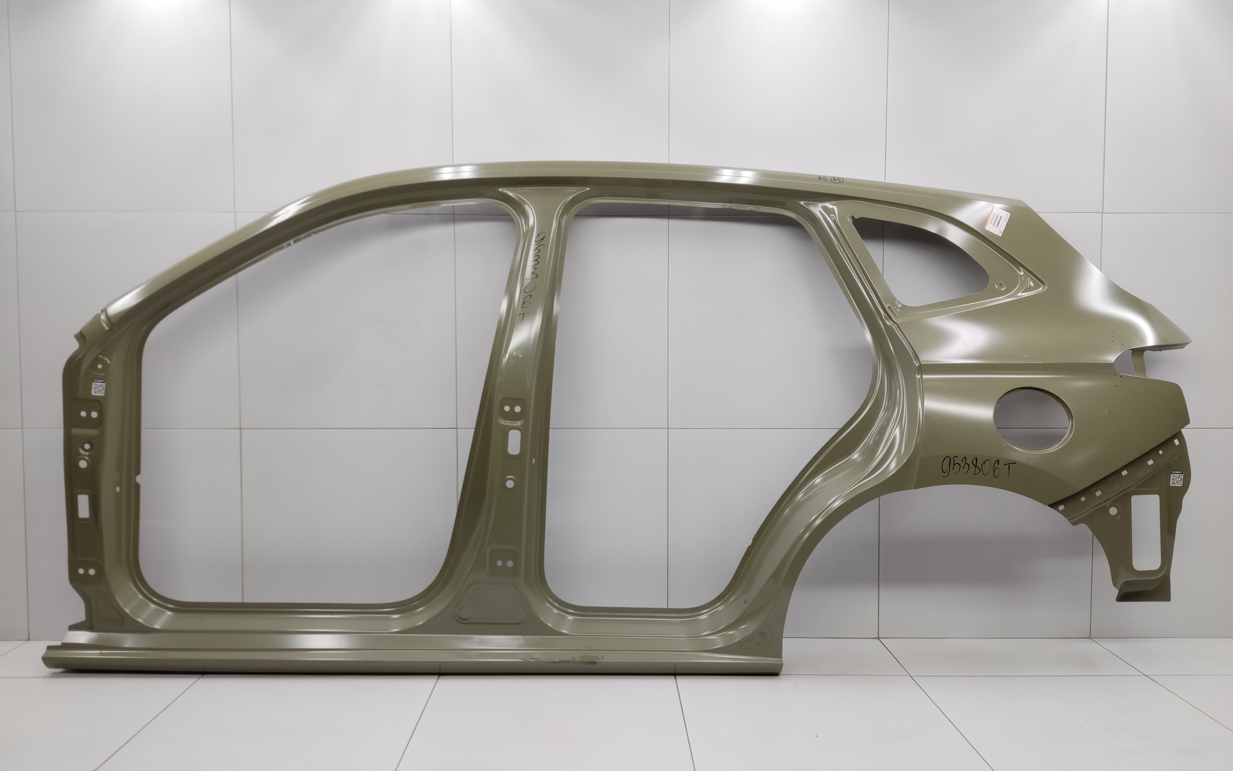 Панель кузова боковая левая Haval Jolion