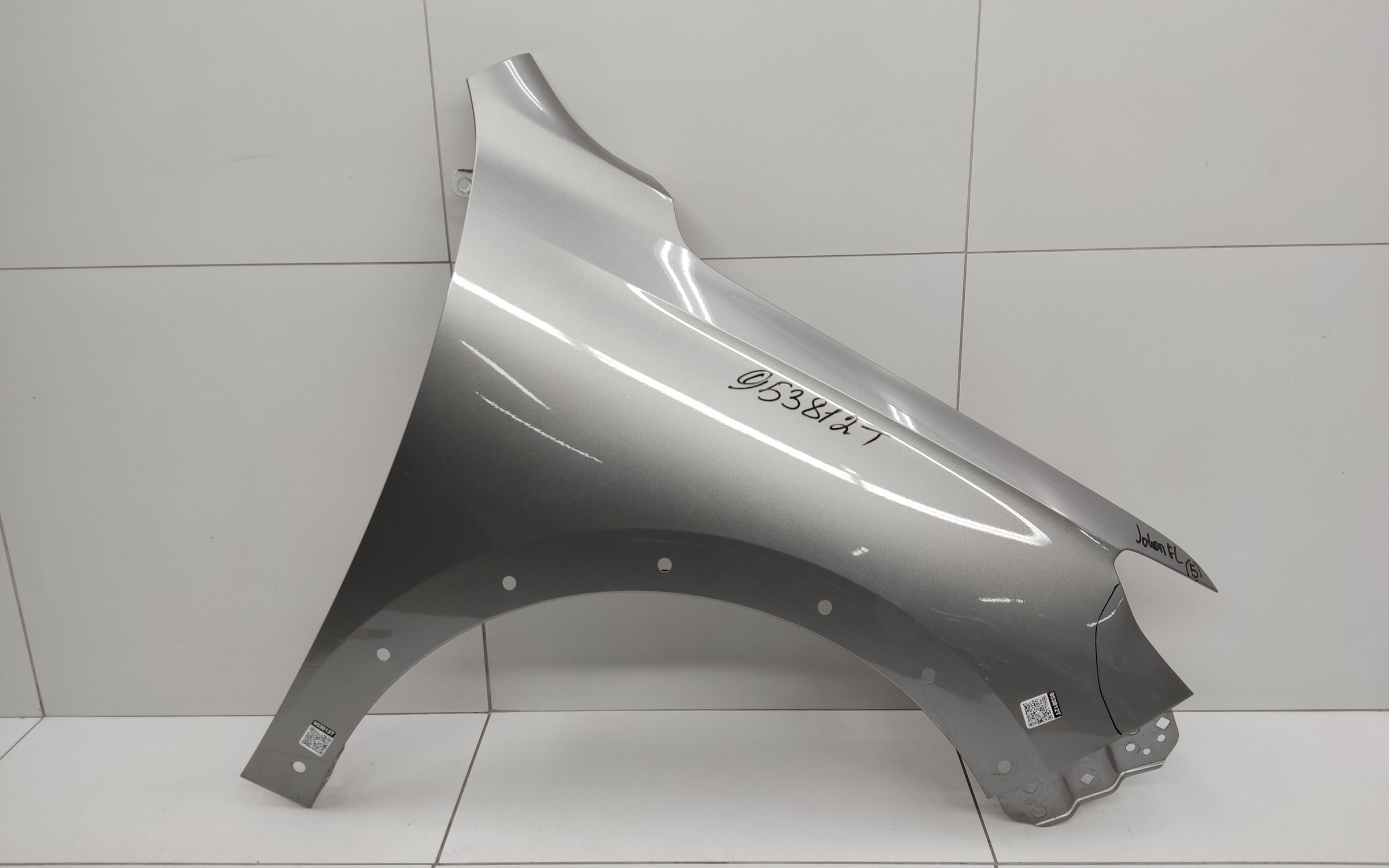 Крыло переднее правое Haval Jolion Restail
