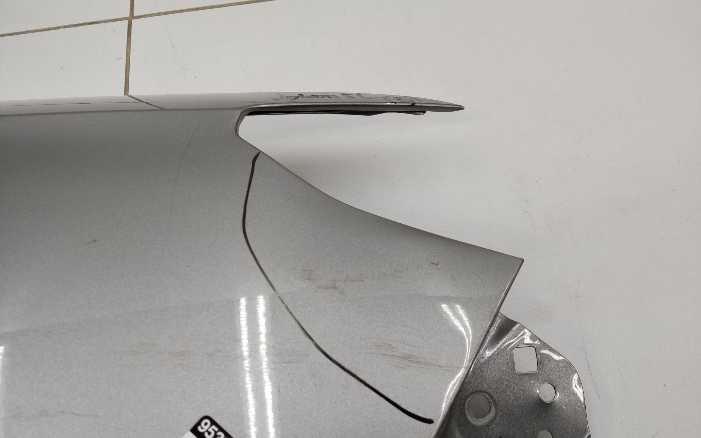 Крыло переднее правое Haval Jolion Restail