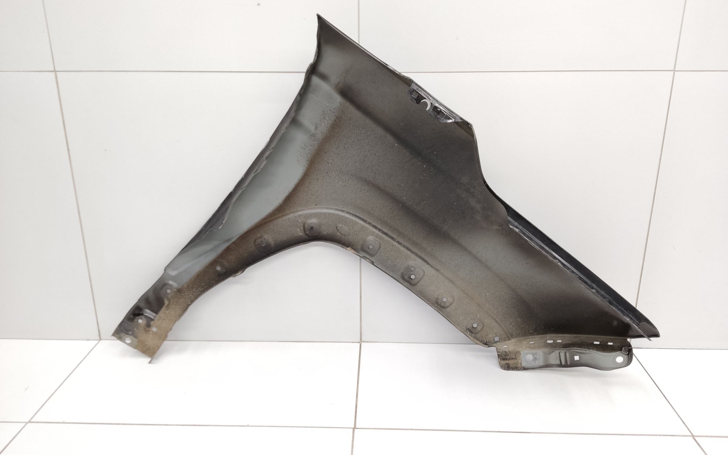 Крыло переднее левое Москвич 3