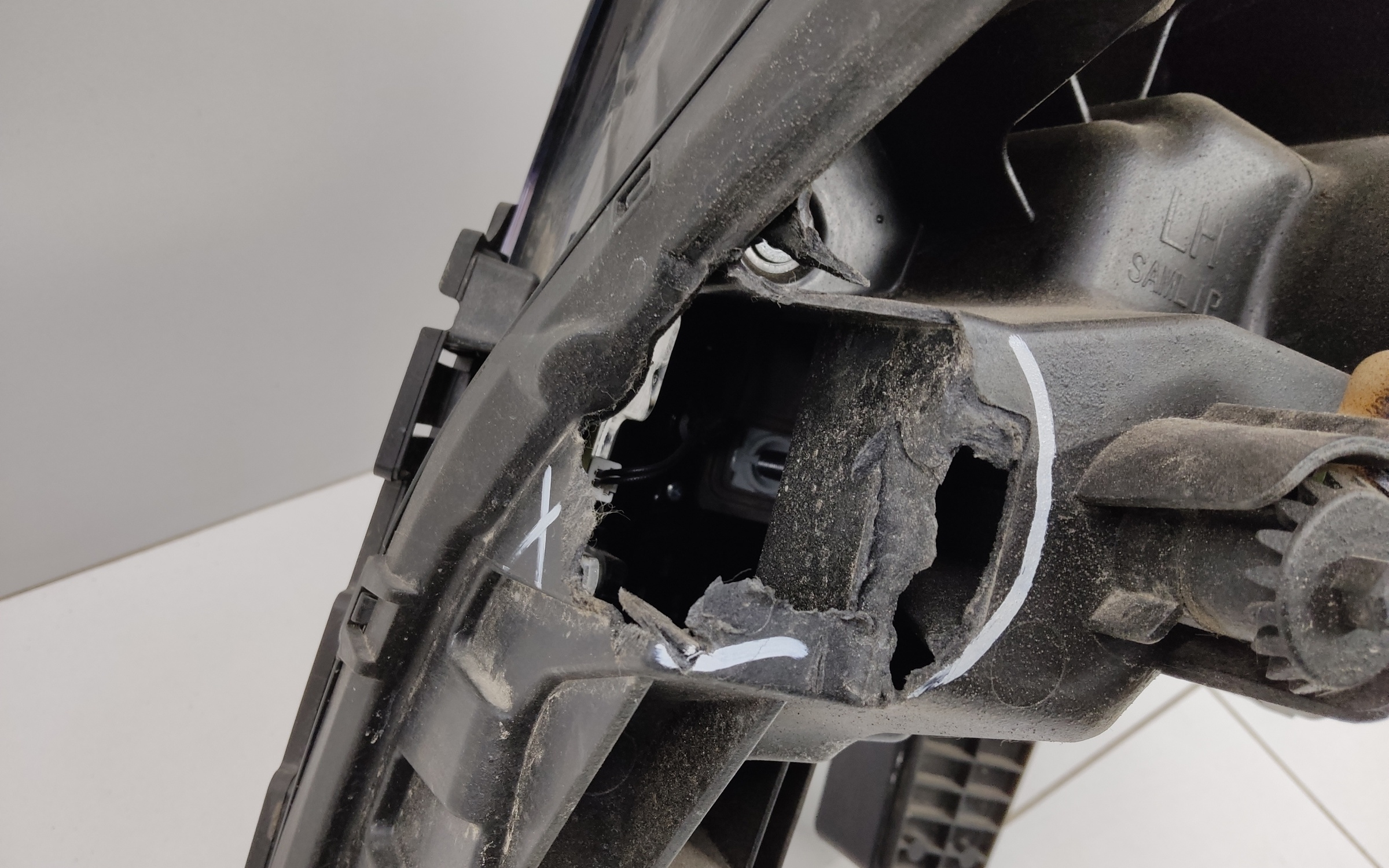 Фара передняя левая Geely Cityray LED