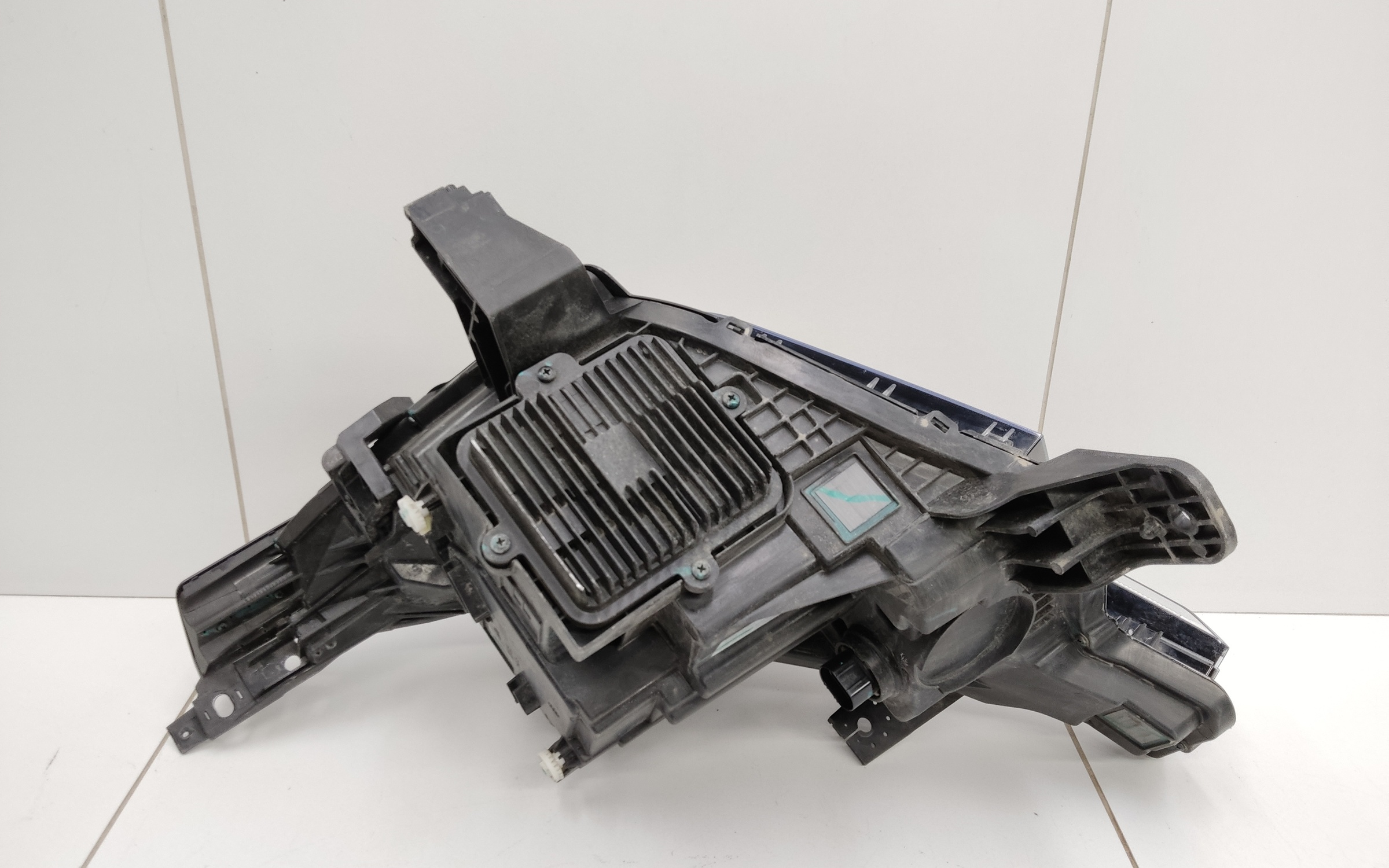 Фара передняя правая Tank 400 LED