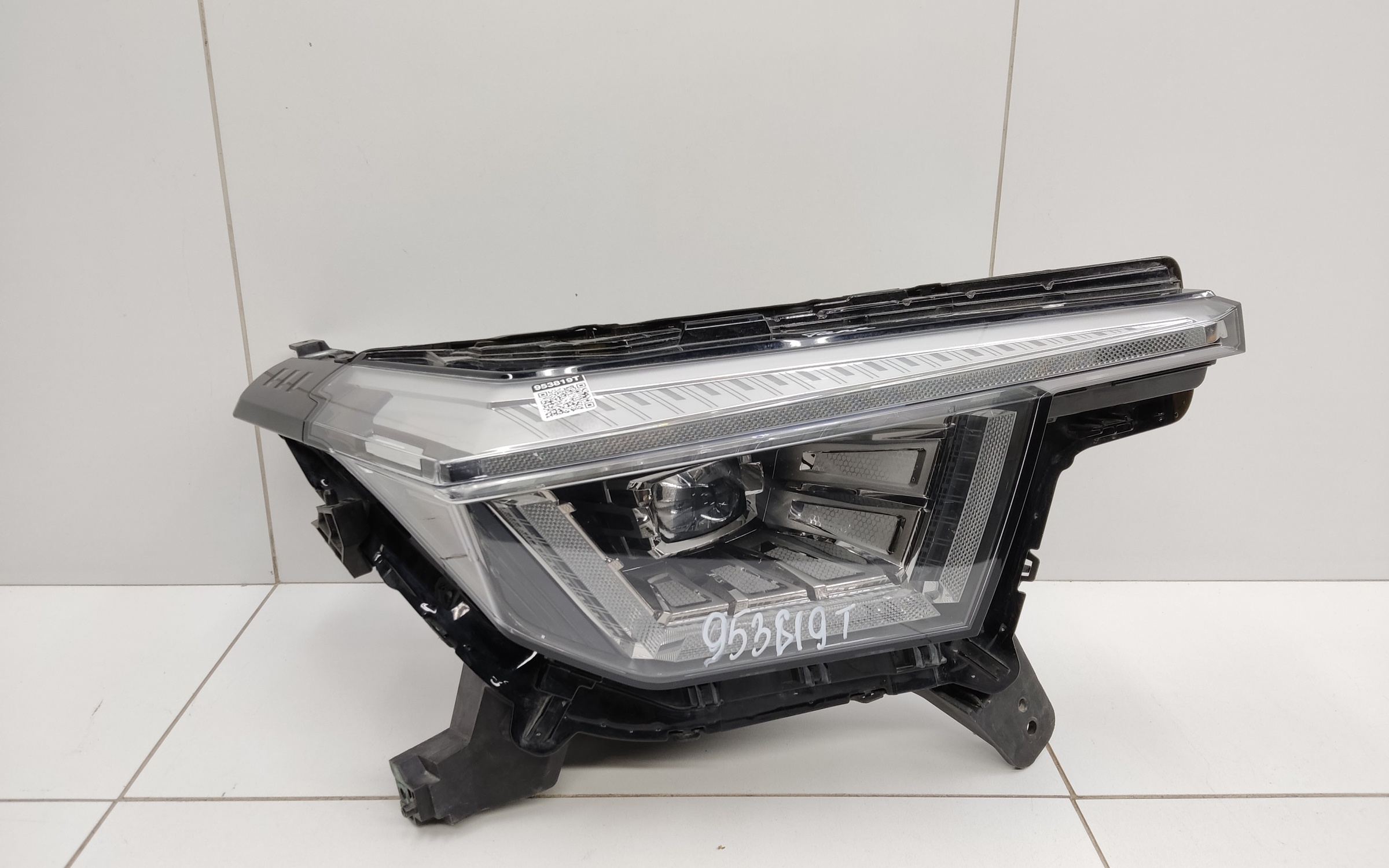 Фара передняя правая Tank 400 LED