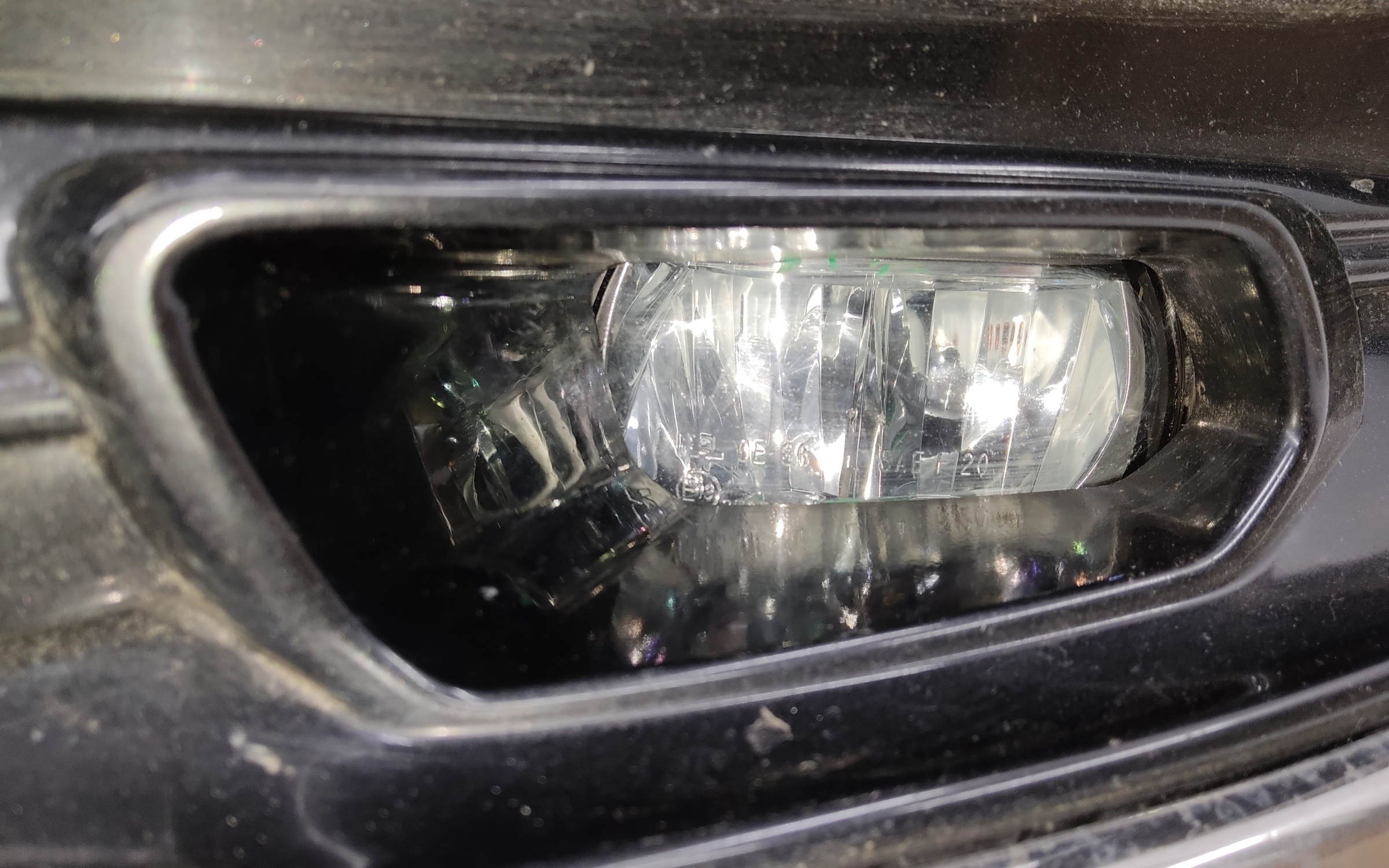 Бампер передний Toyota Camry V70 Restail