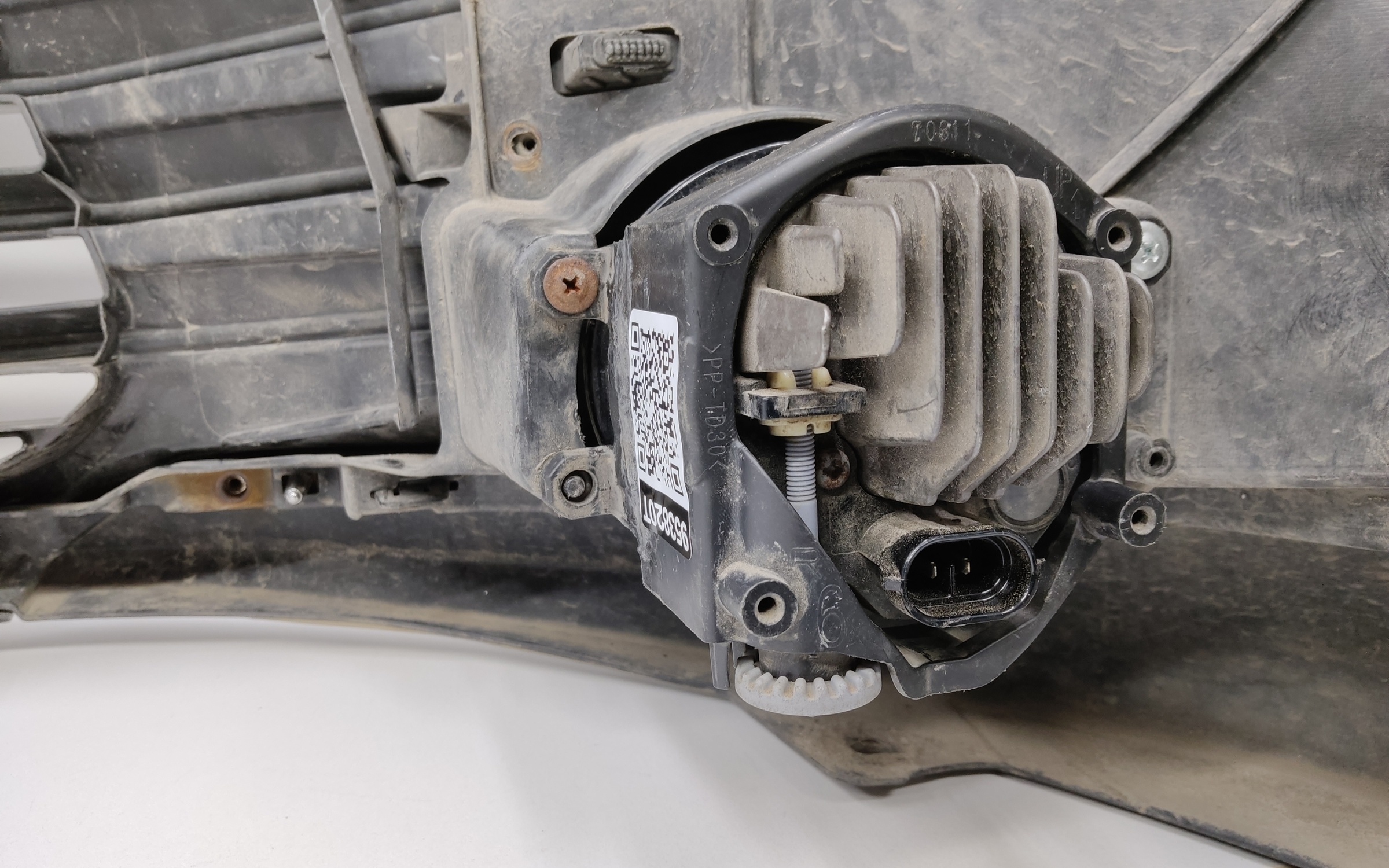 Бампер передний Toyota Camry V70 Restail