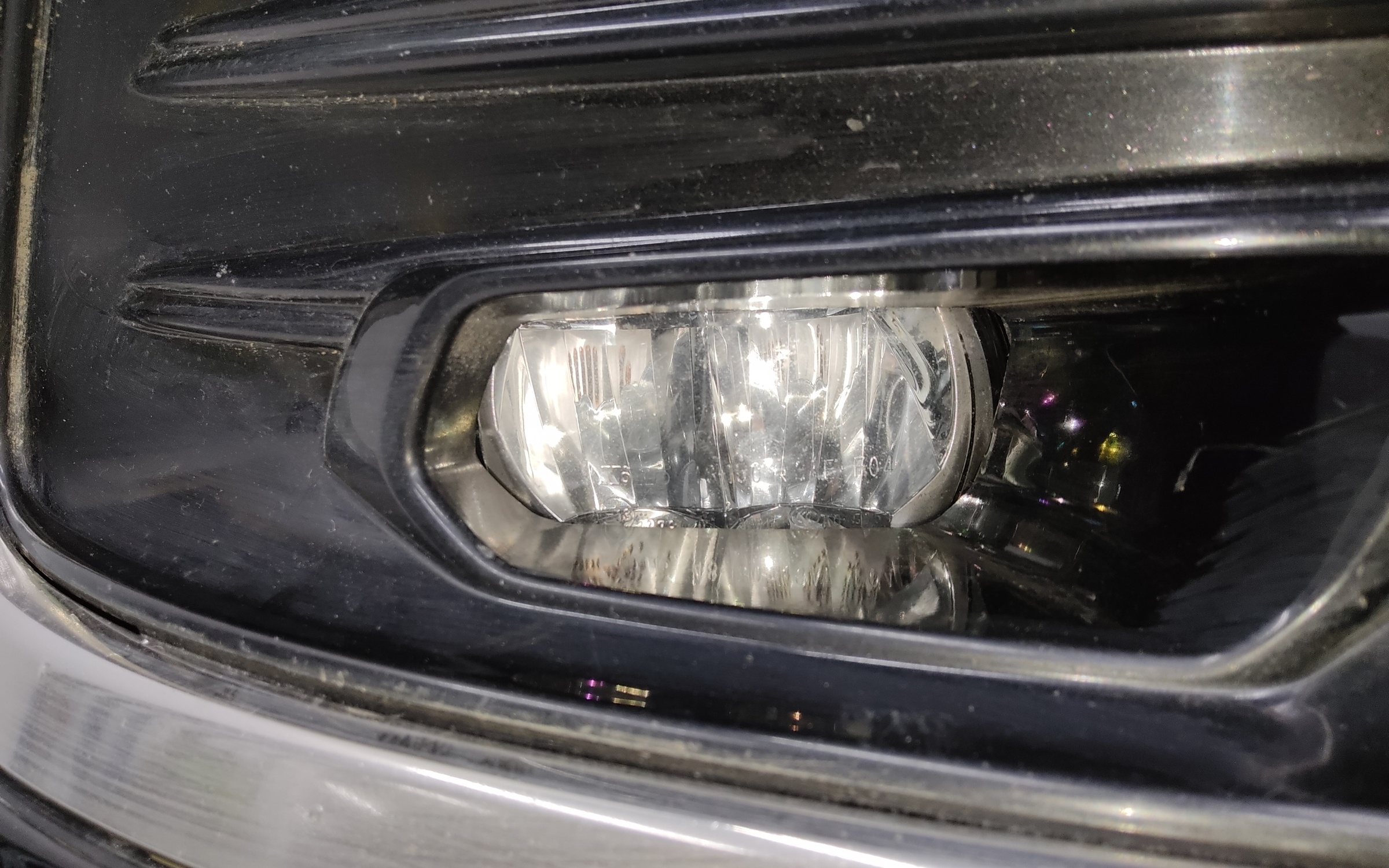 Бампер передний Toyota Camry V70 Restail