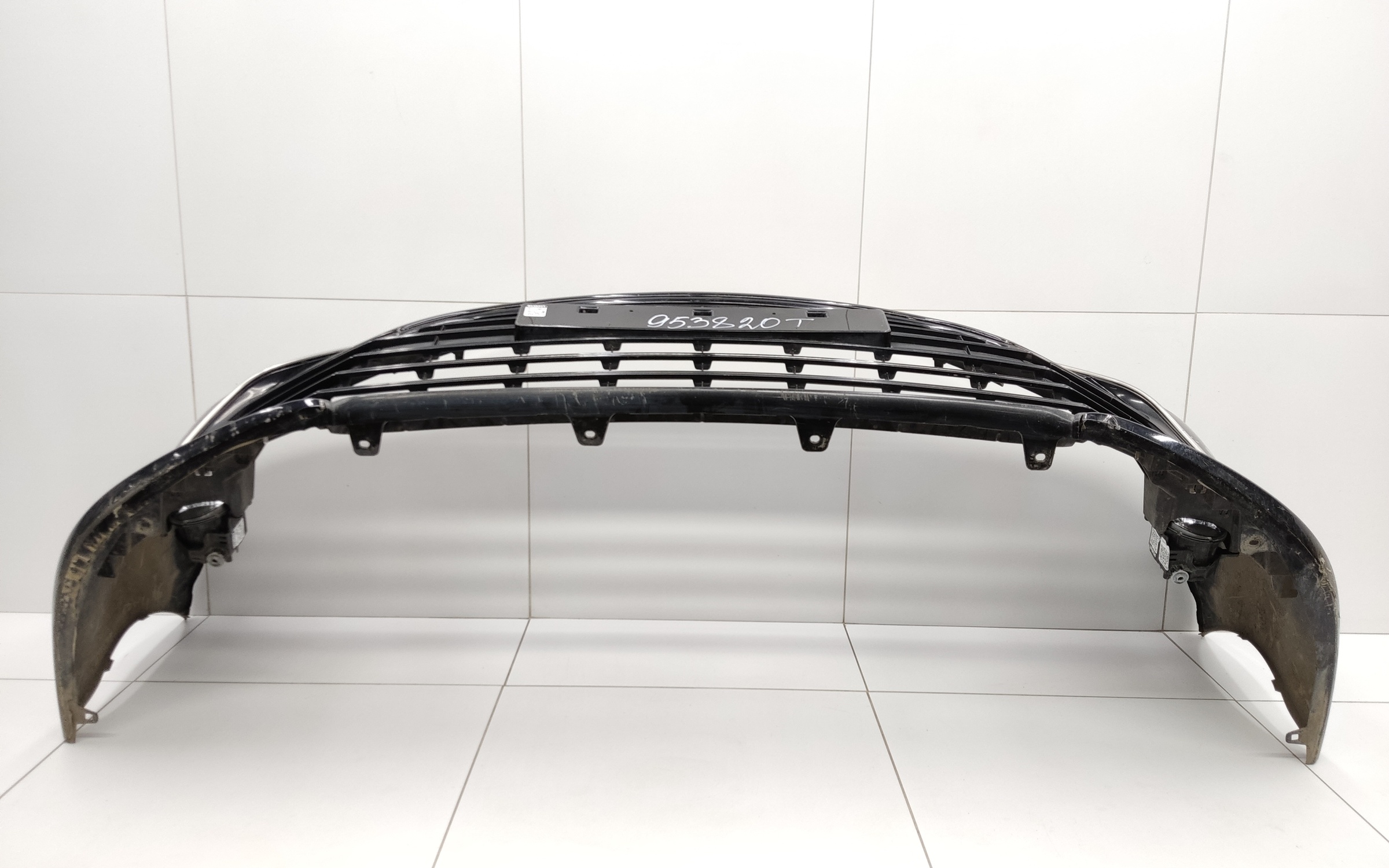 Бампер передний Toyota Camry V70 Restail