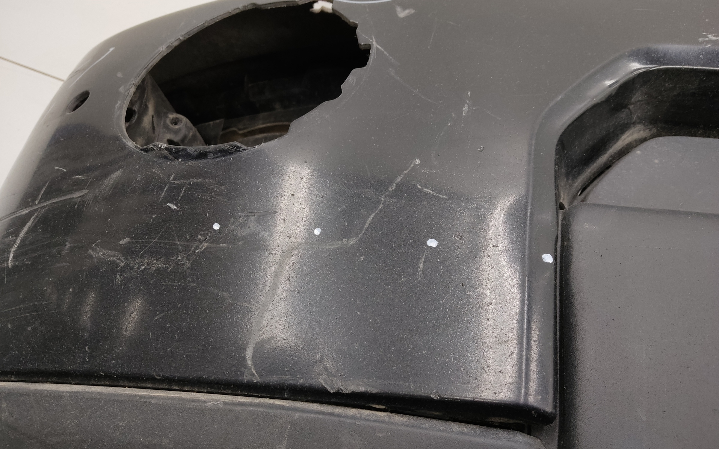 Бампер передний Land Rover Discovery 4