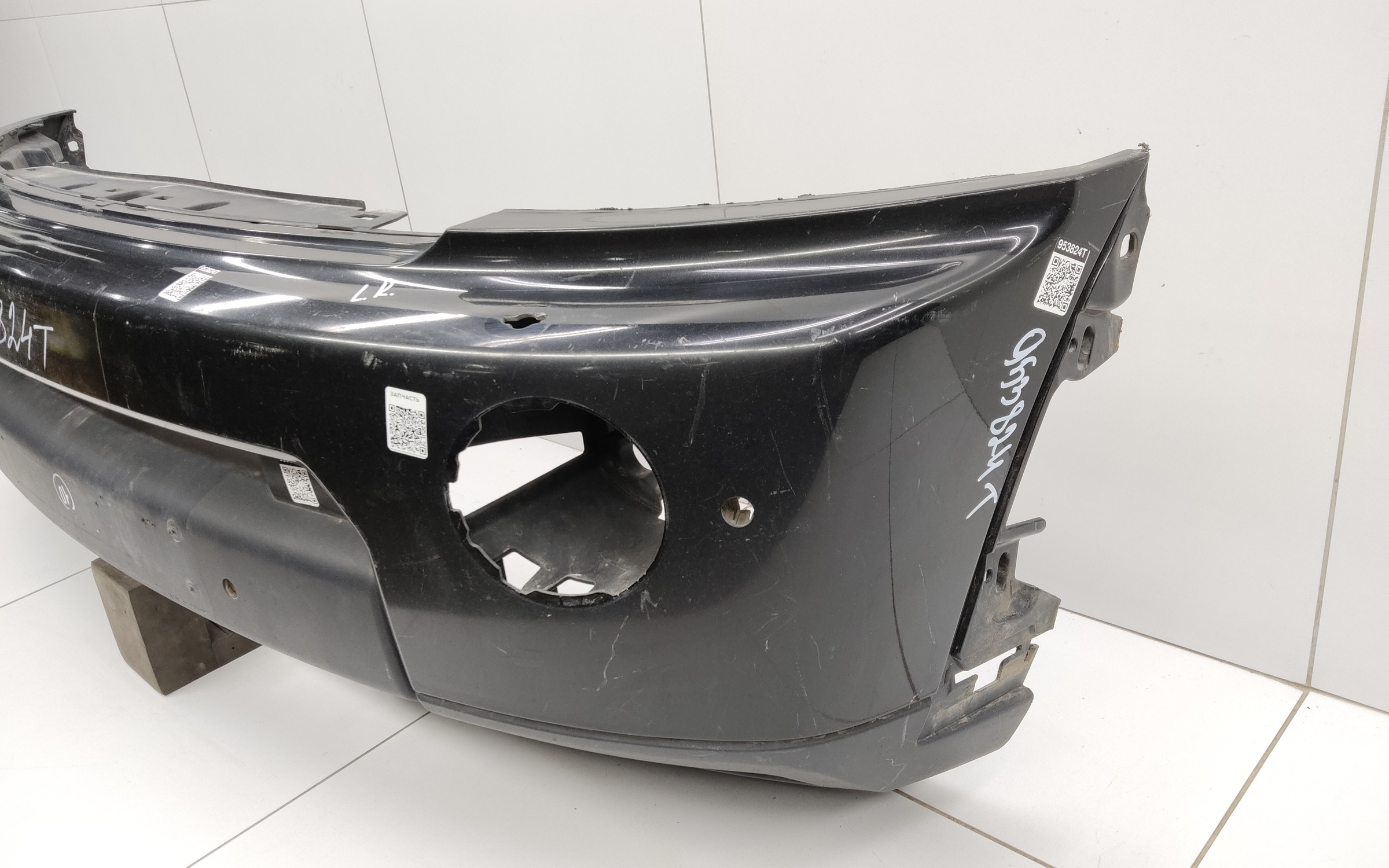 Бампер передний Land Rover Discovery 4