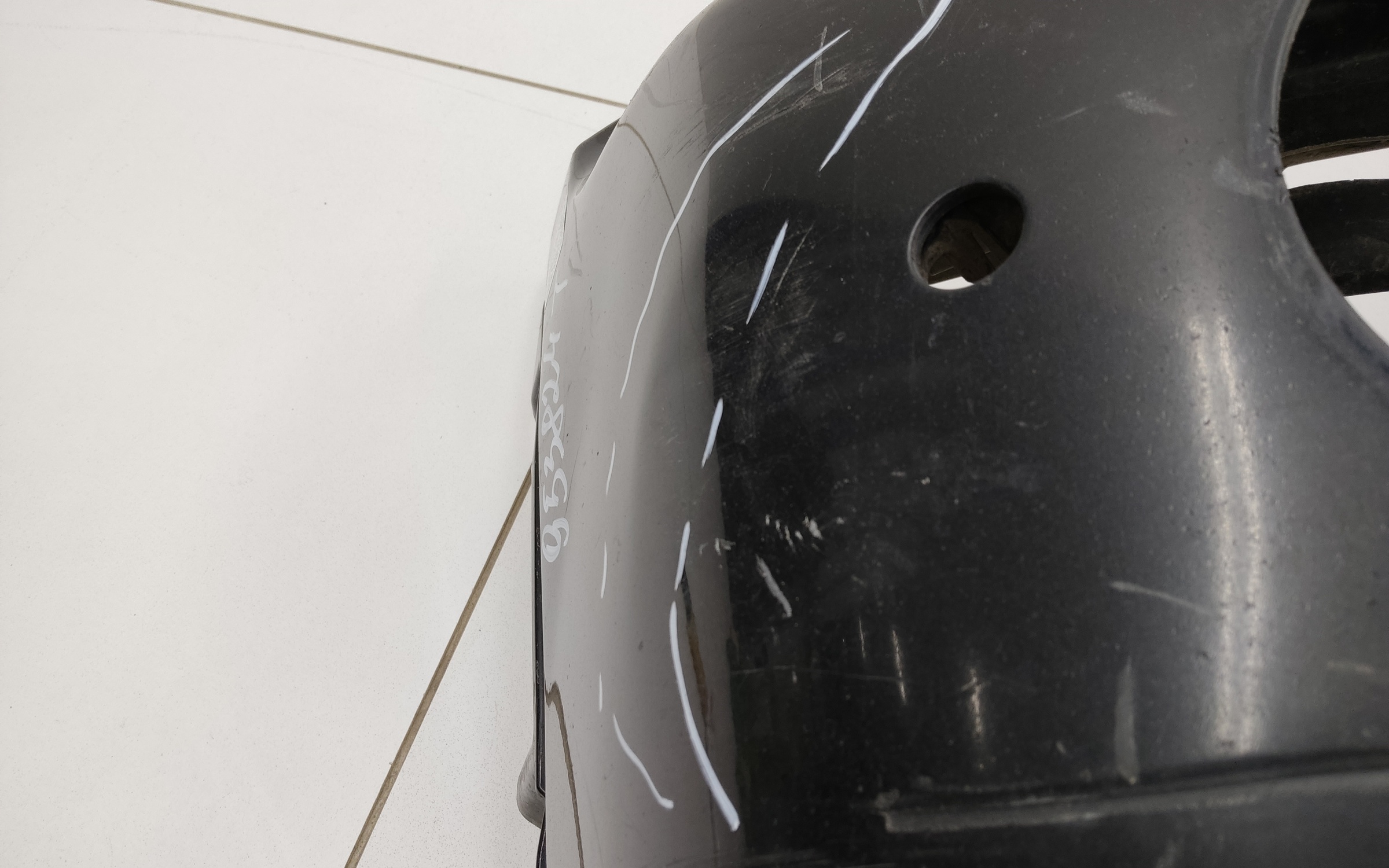 Бампер передний Land Rover Discovery 4