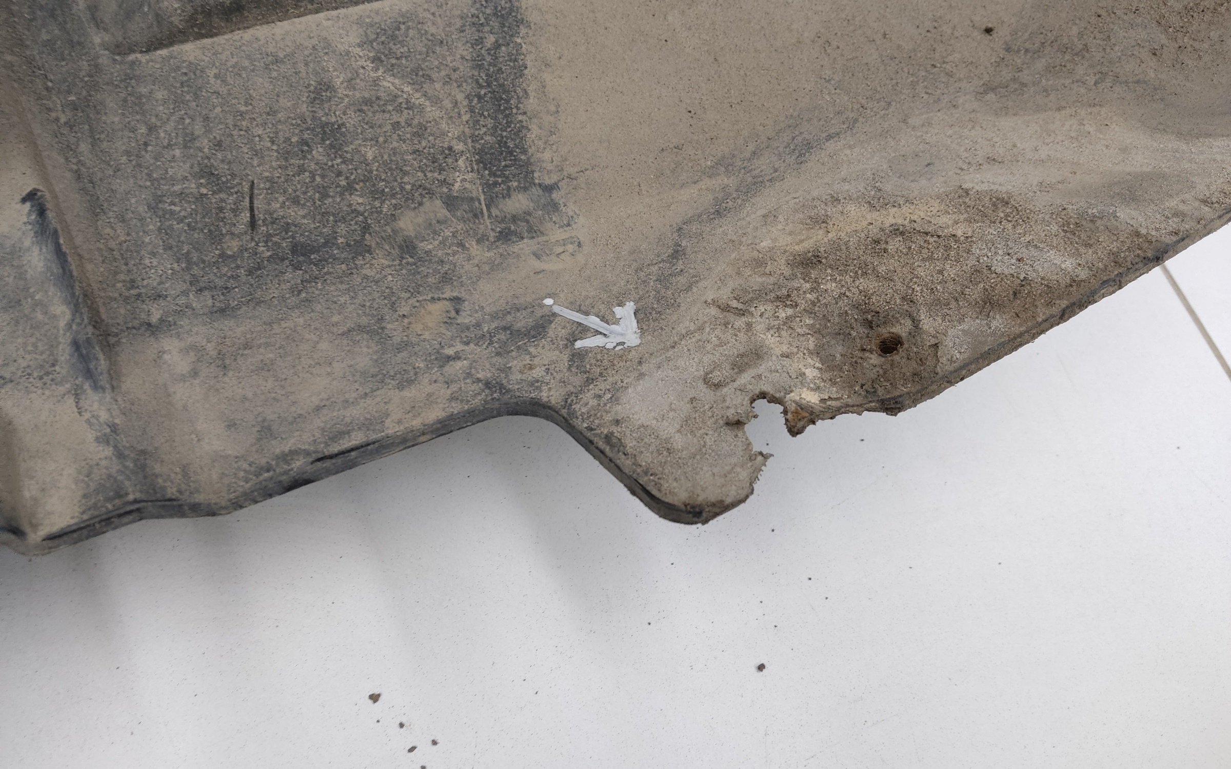 Бампер передний Land Rover Discovery 4