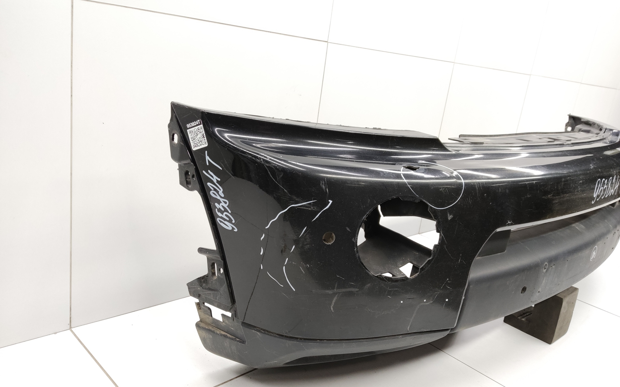 Бампер передний Land Rover Discovery 4