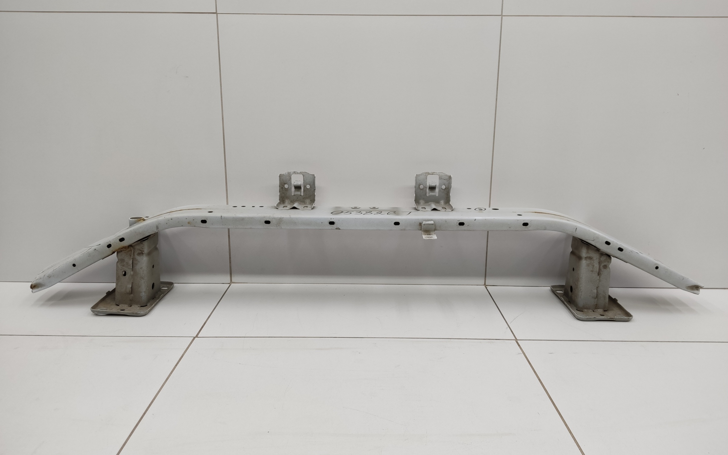 Усилитель переднего бампера Haval Jolion