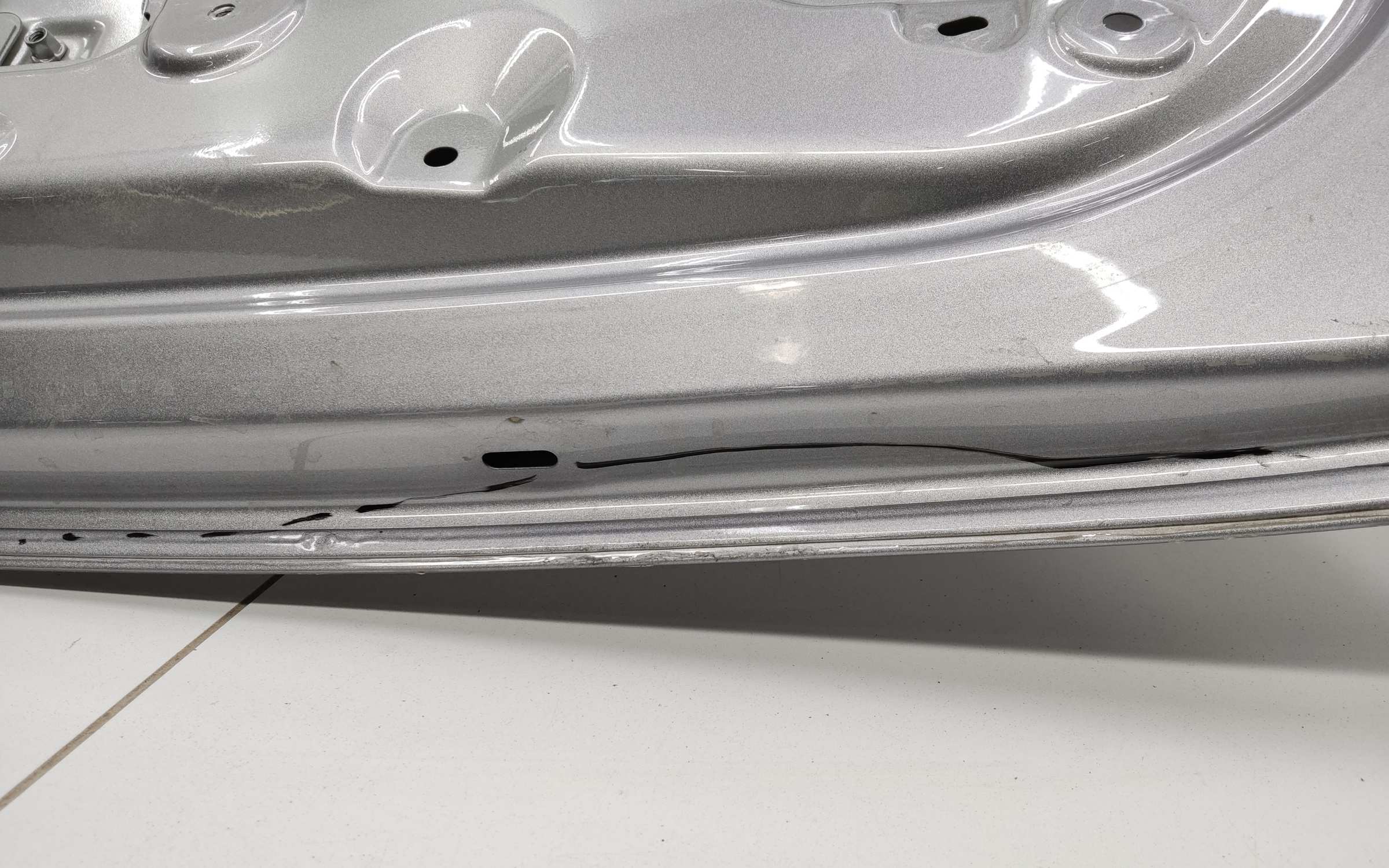 Крышка багажника Geely Monjaro