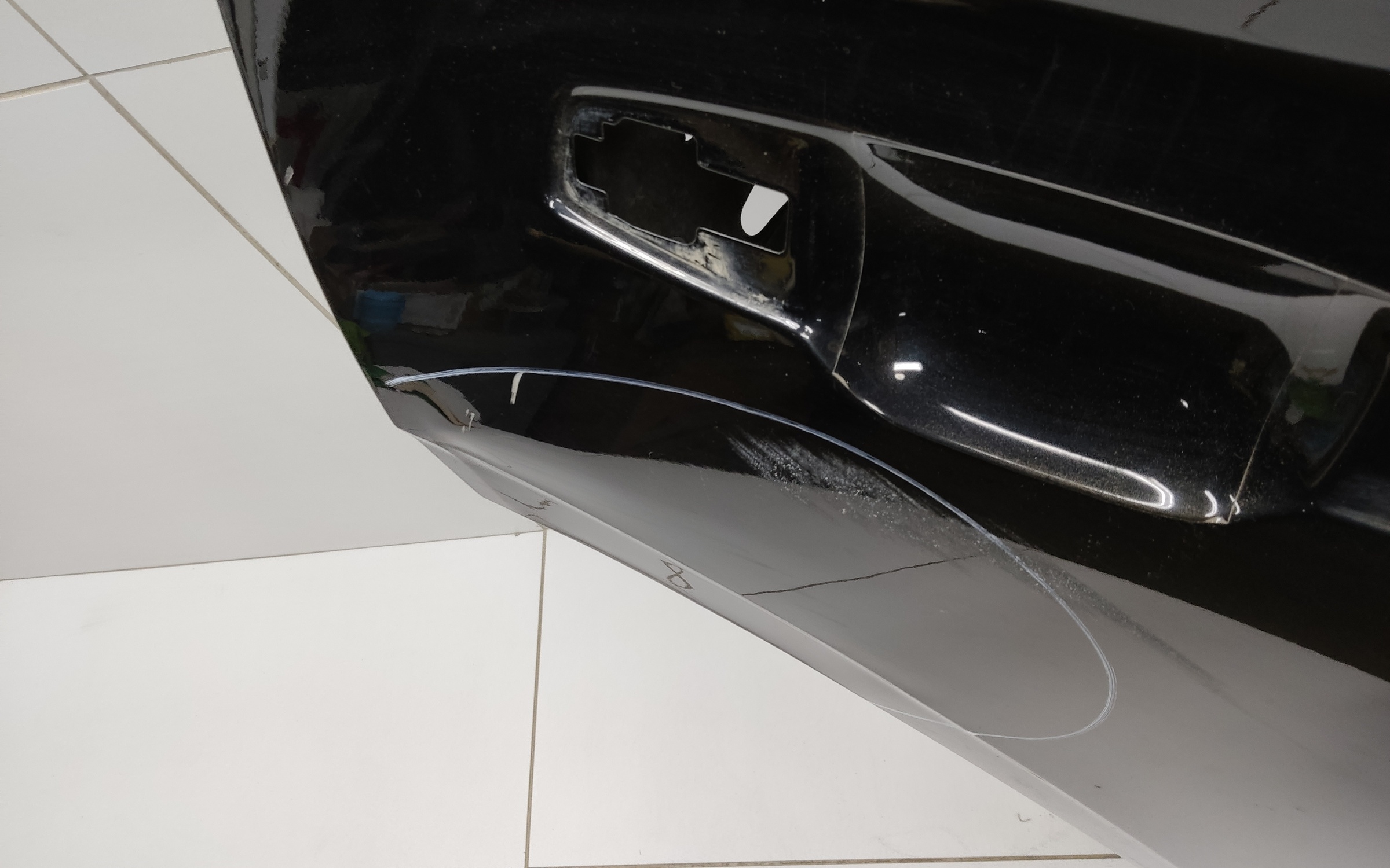 Дверь задняя правая Geely Monjaro