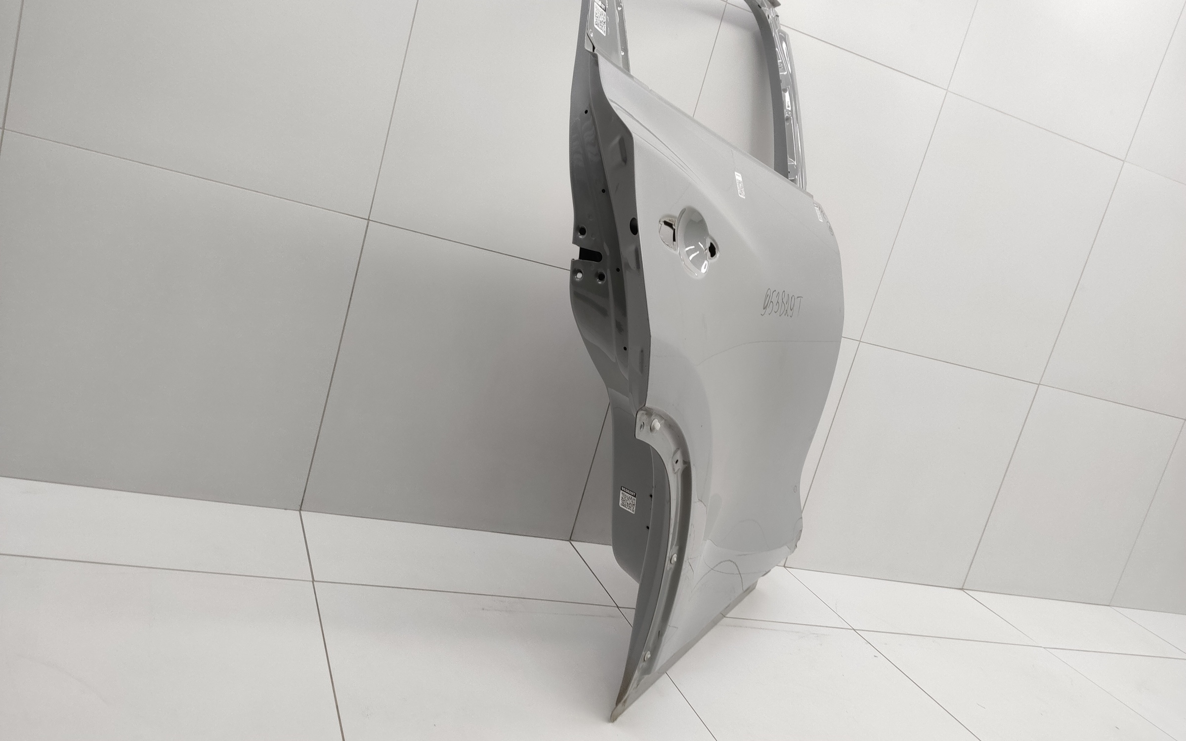 Дверь задняя правая Exeed TXL