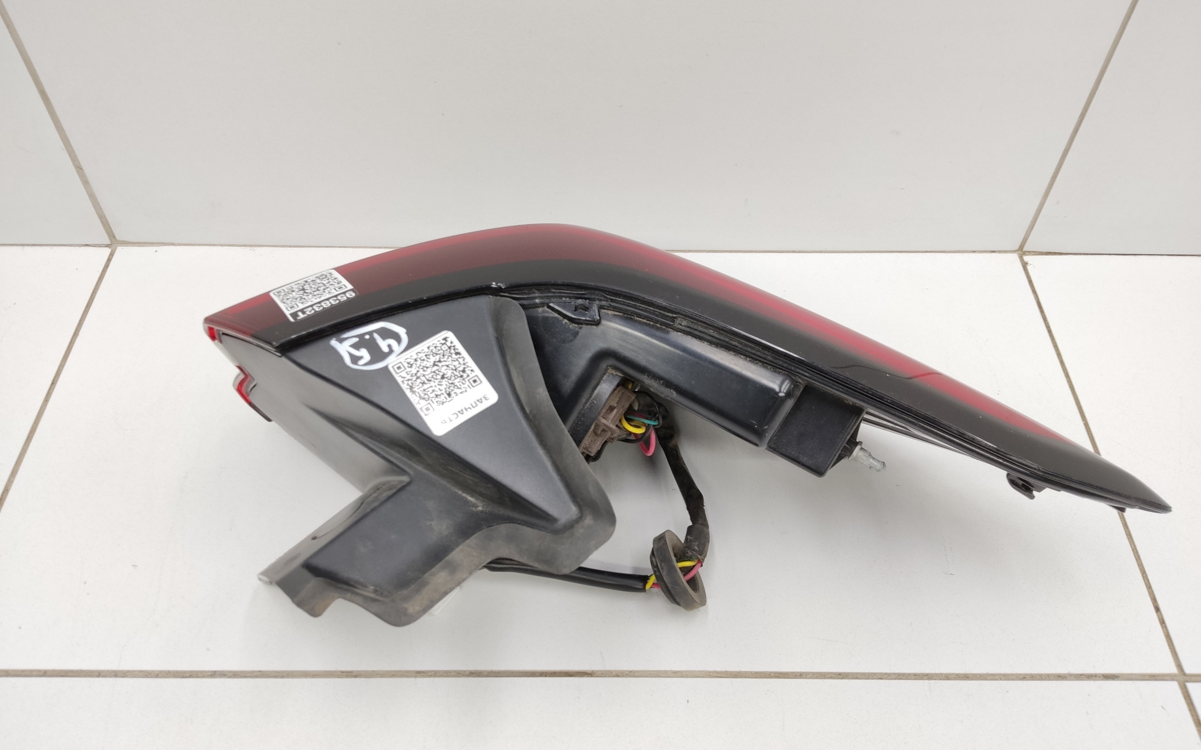 Фонарь задний левый наружный Chery Tiggo 7 Pro