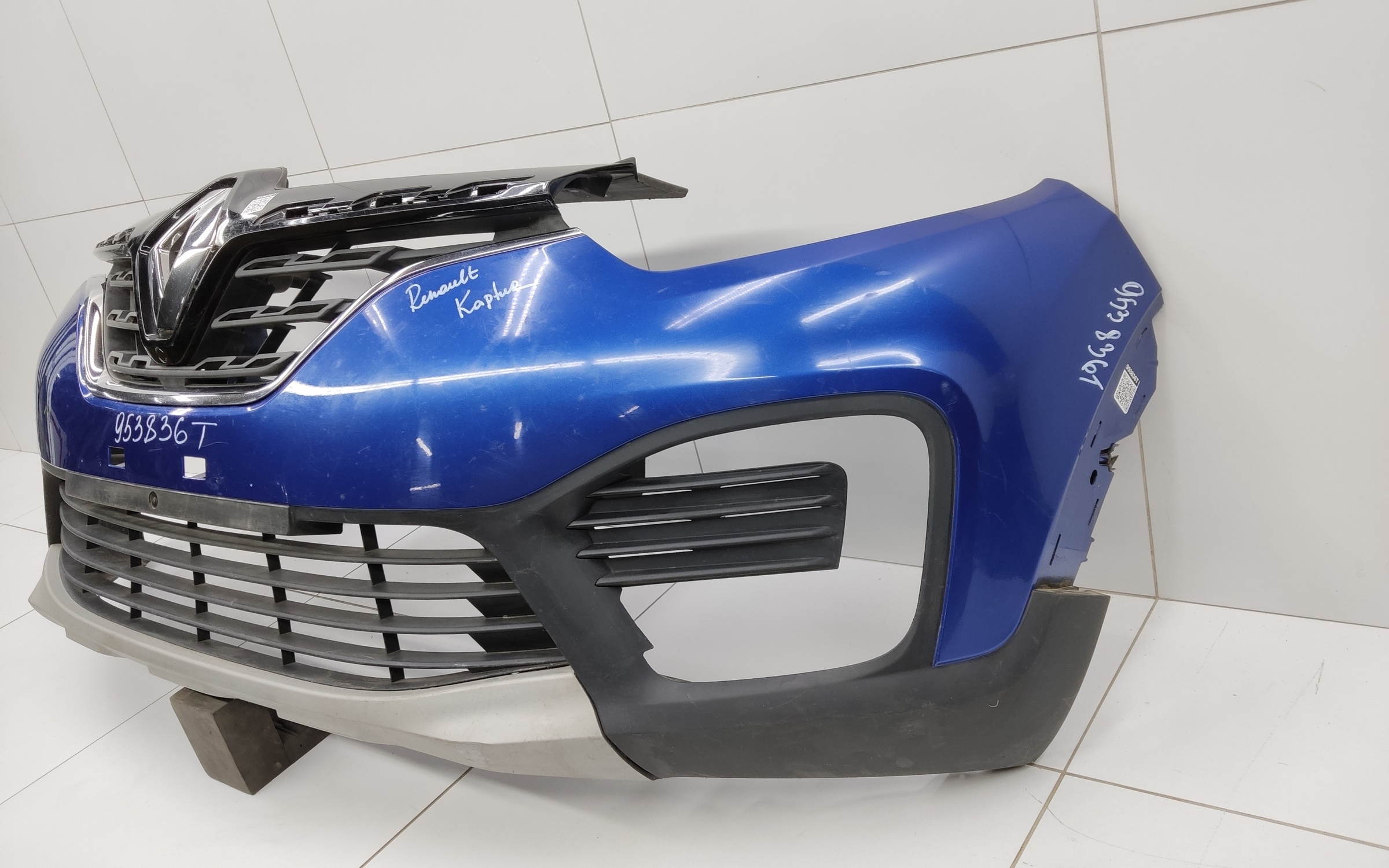 Бампер передний Renault Kaptur