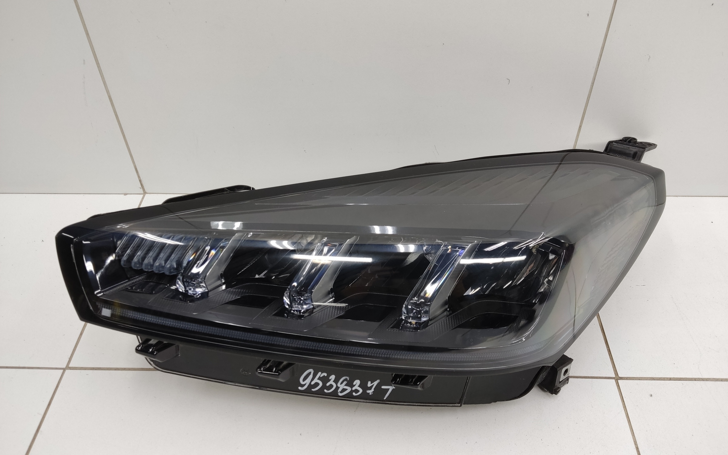 Фара передняя левая Chery Tiggo 7 Pro Max Restail LED