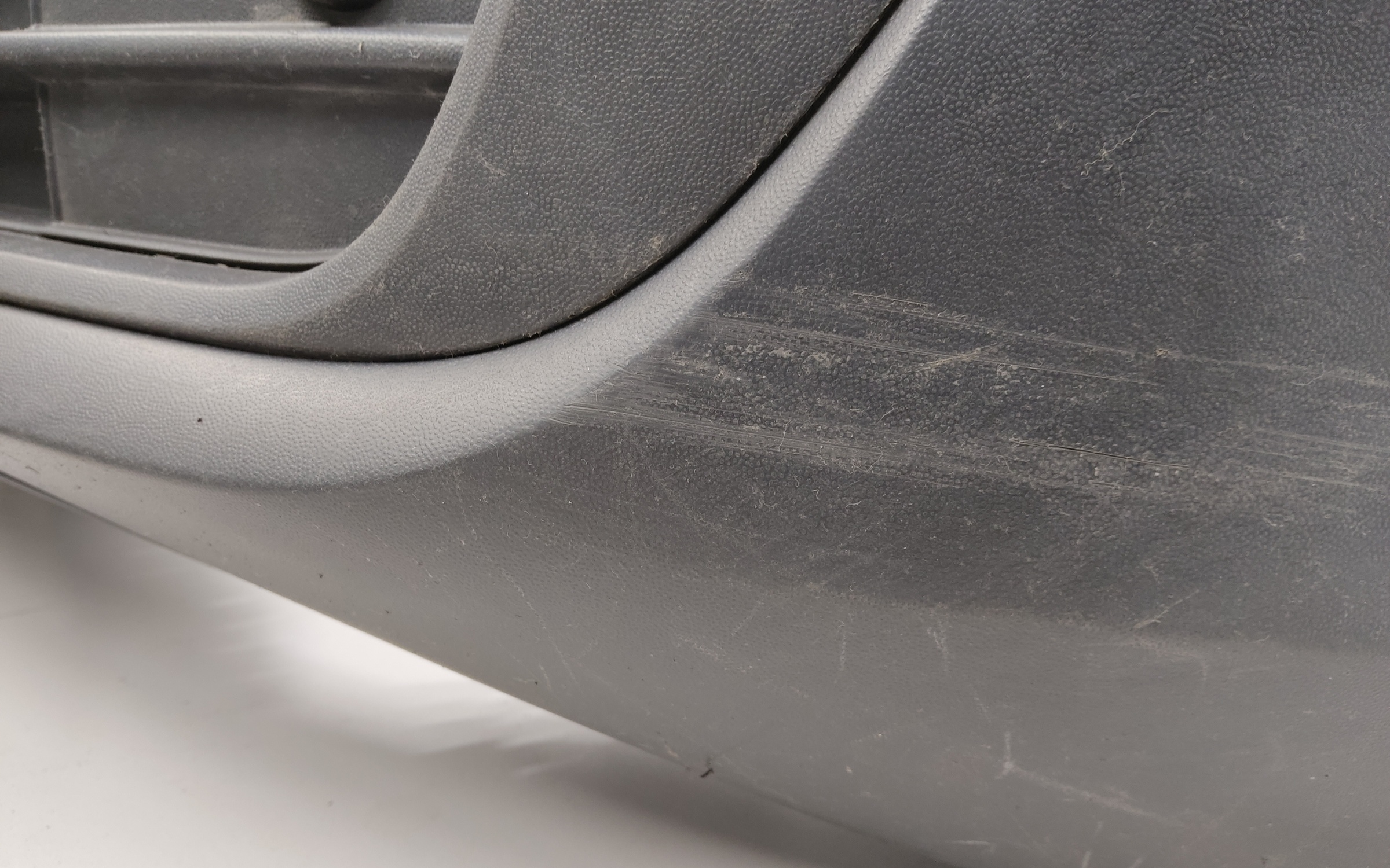 Бампер передний Volkswagen Tiguan 2 Restail