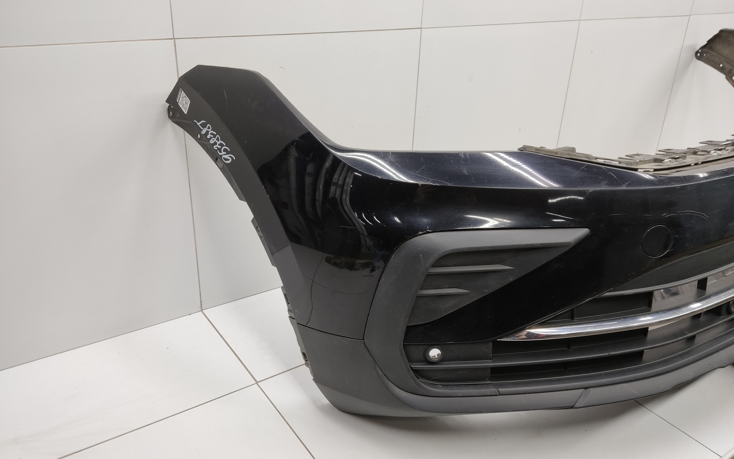 Бампер передний Volkswagen Tiguan 2 Restail