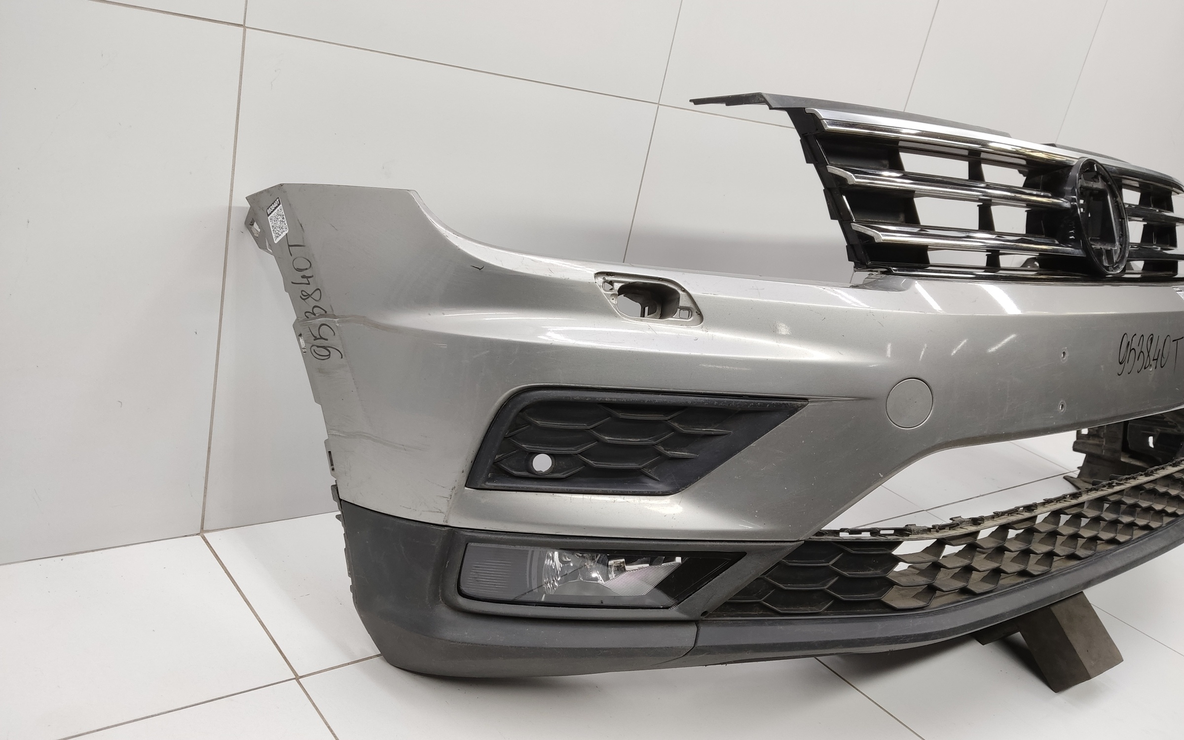 Бампер передний Volkswagen Tiguan 2